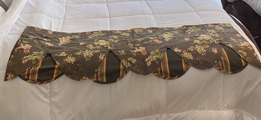 Waverly Gold Green Red Stripe BROWN Floral Scalloped Valances Button 19×54”