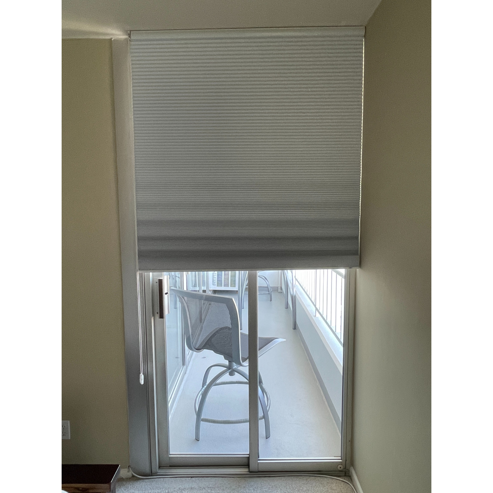 Bali DiamondCell Blackout Shade 46×95.5 Midnight Bright White Cord Loop