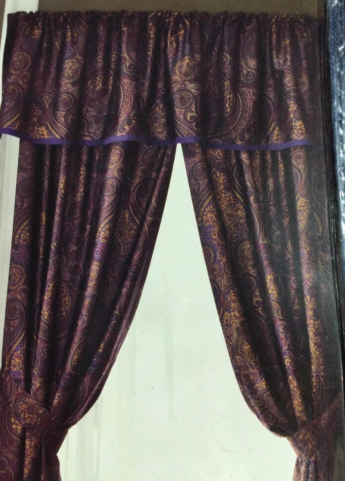 CHAPS Preston Paisley 5pc 84 x 84 Drapery Panels and Valance Set