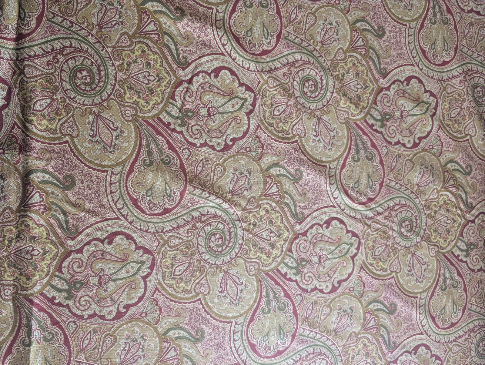 Waverly Paddock Shawl Valance. 100% Cotton. Fabric By The Yard . 55″ Wide