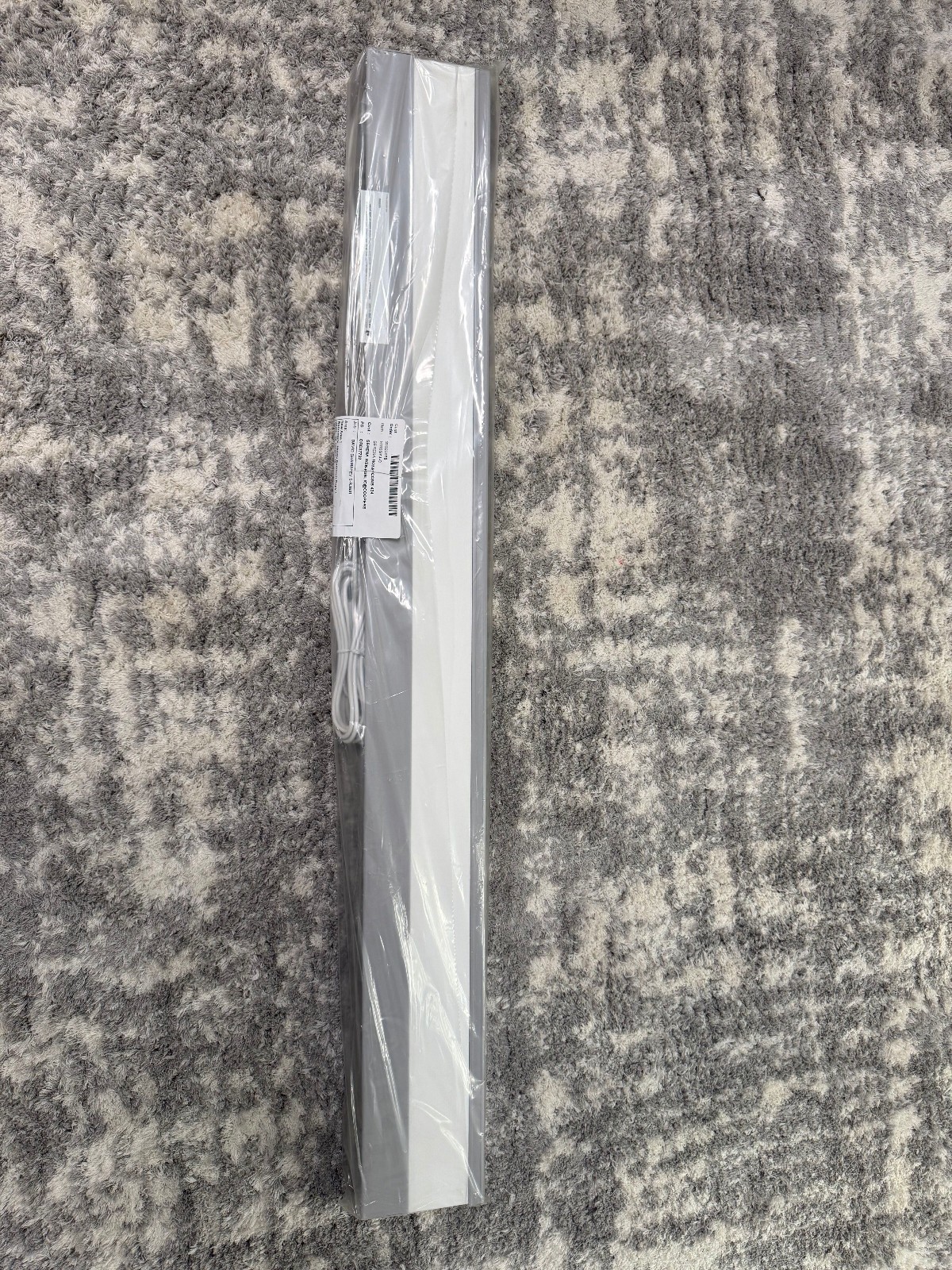 Lutron Serena Shades Motorized Double Cell Honeycomb Wired 39″ x 76″ Rio Cloud