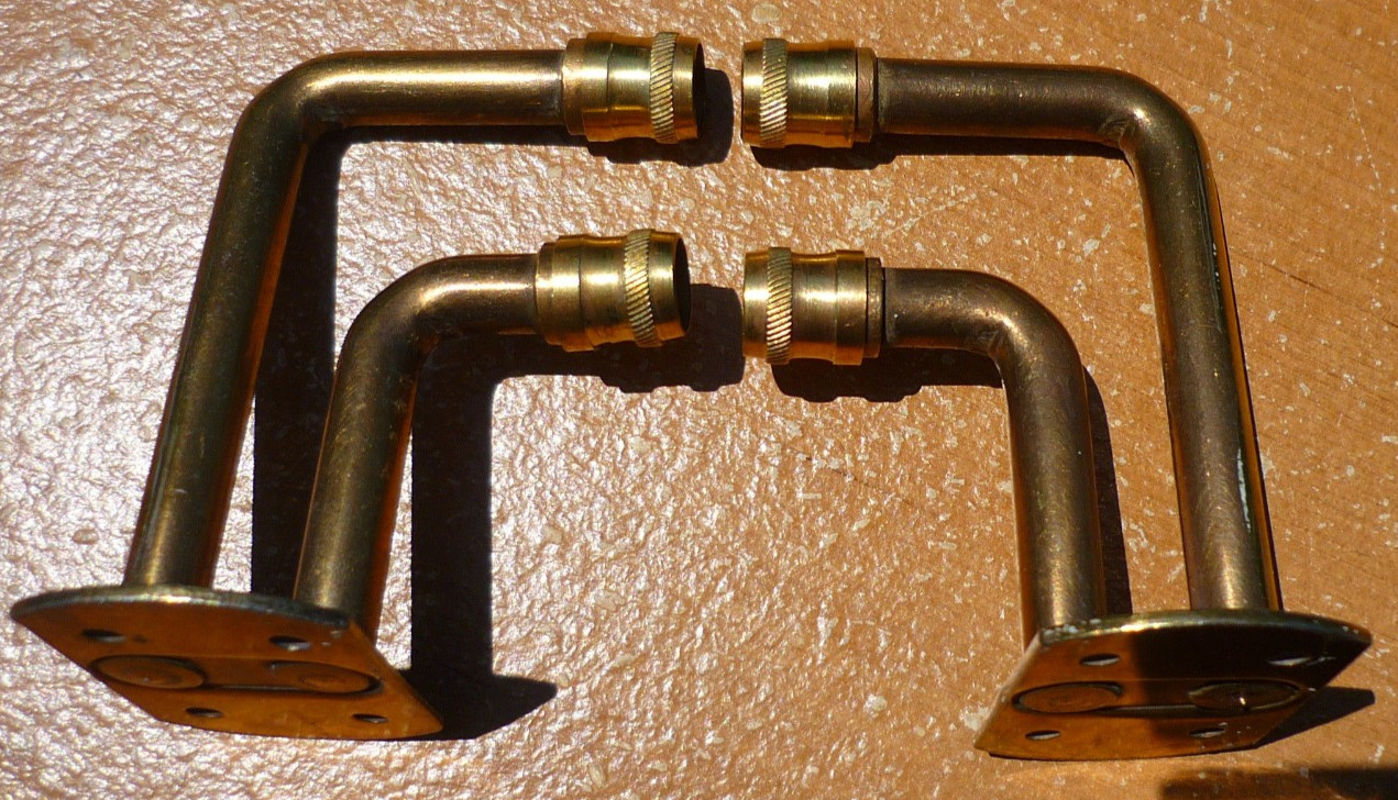(2) Vintage Brass Finished 1-1/2″ + 2-5/8″ Double Goose Neck Cafe Rod Brackets