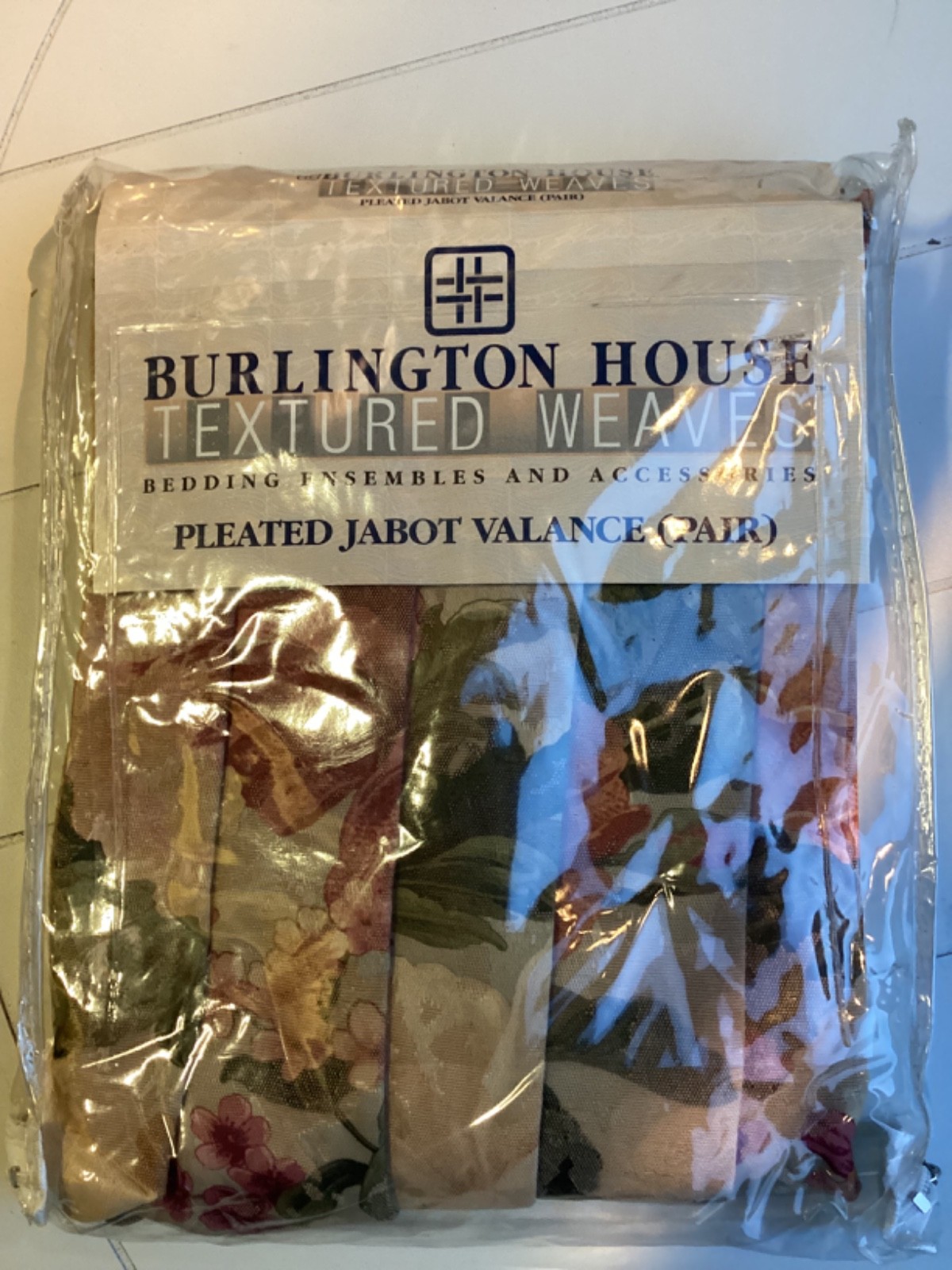 Vintage Burlington House Textured Weaves Pleated Jabot Valance New (Sealed)
