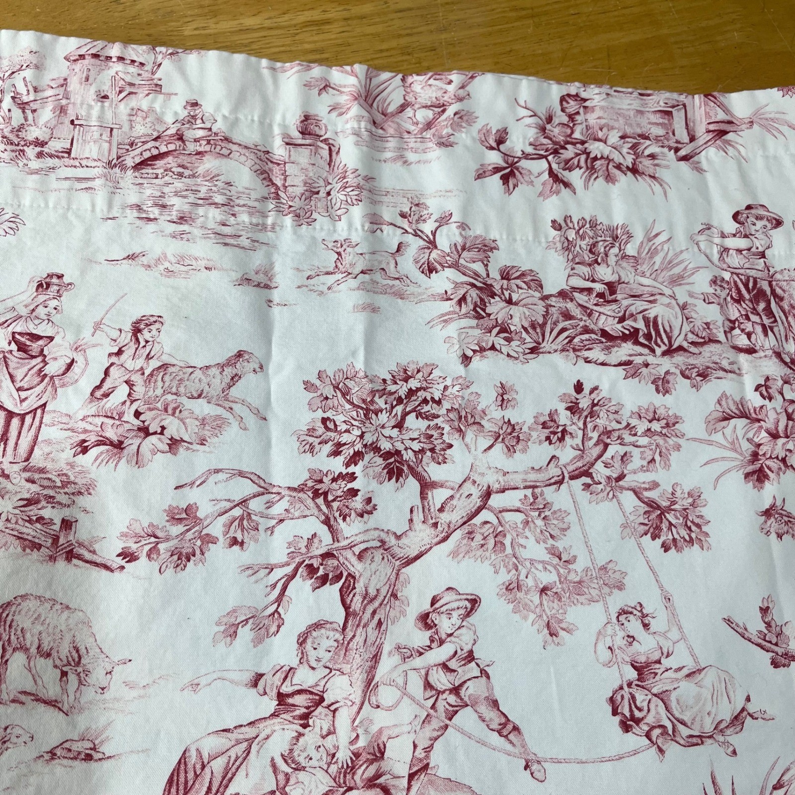 Vtg Country Curtains Red White Toile Valance French Country Pastoral 52×19 USA