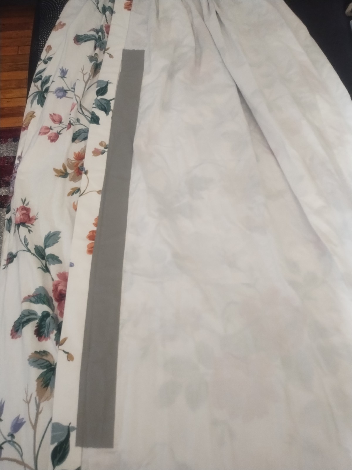 2 Custom Made Lined Jacobean Floral Drapery Panels 76″Wx 90″ L Pinch Pleated