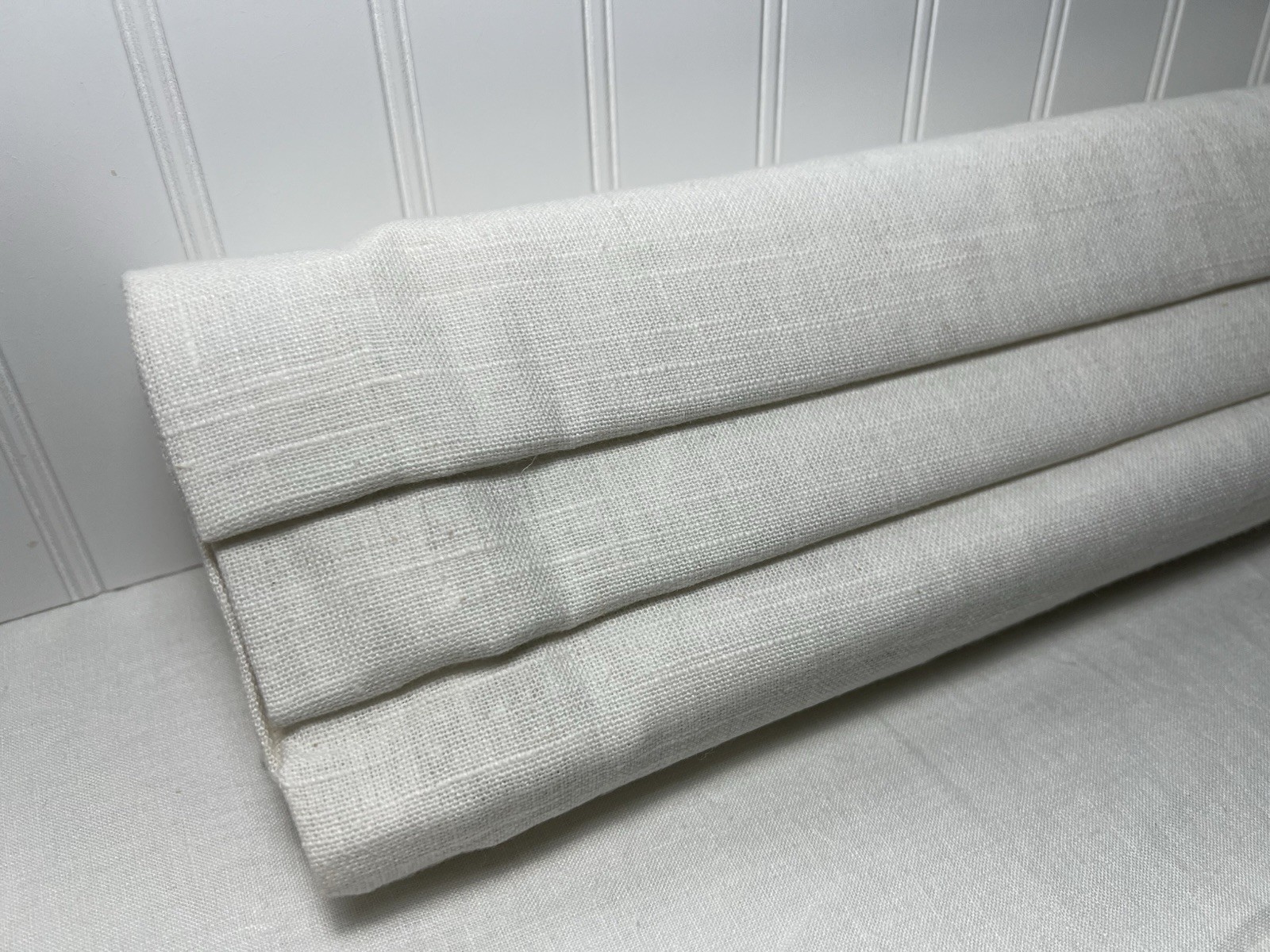 Pottery Barn Emery Linen Cordless Roman BLACKOUT Shade – 34×48″ – Ivory – NEW