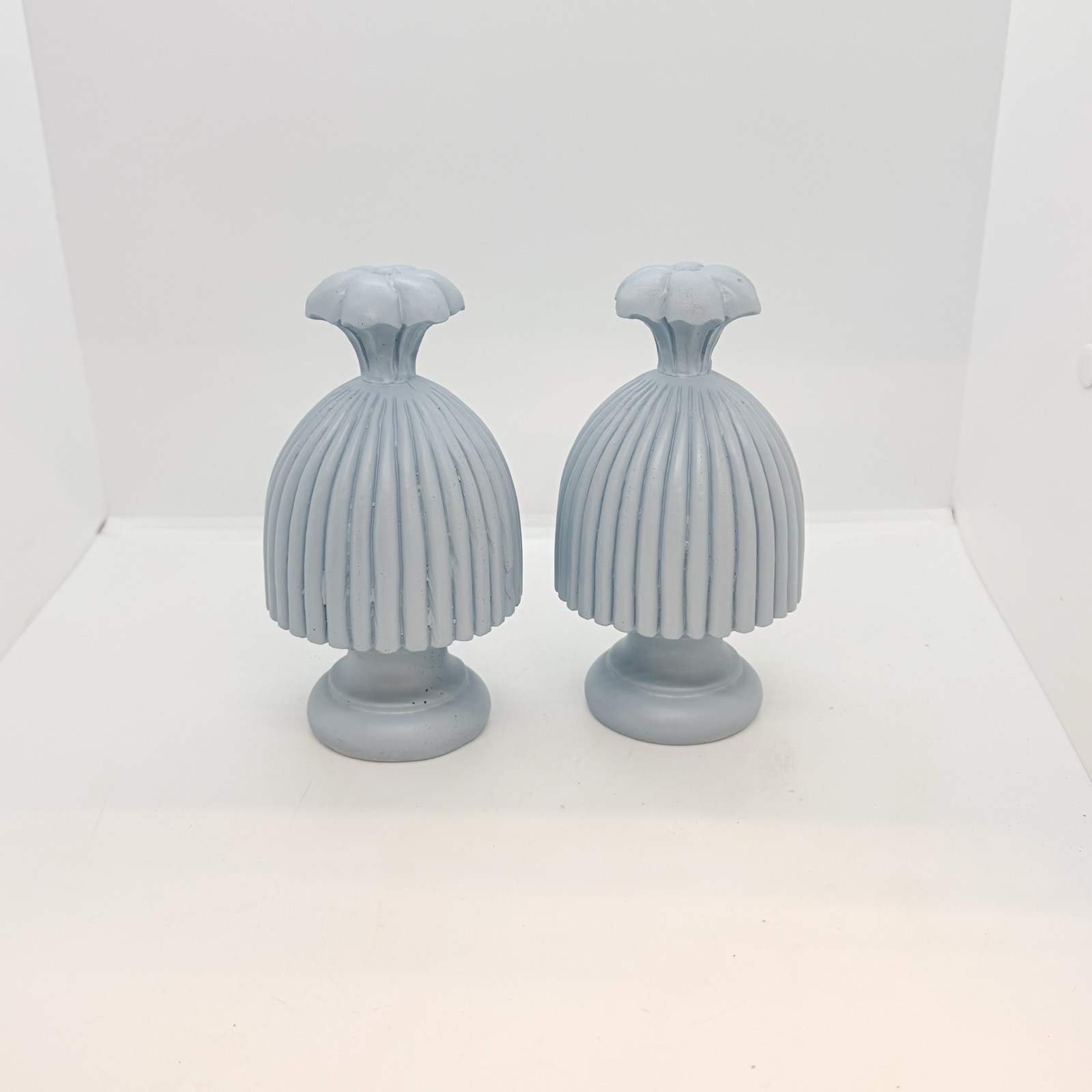 Pair Unfinished Decorative Resin Ribbed / Flower Curtain Rod Finials Ships Free