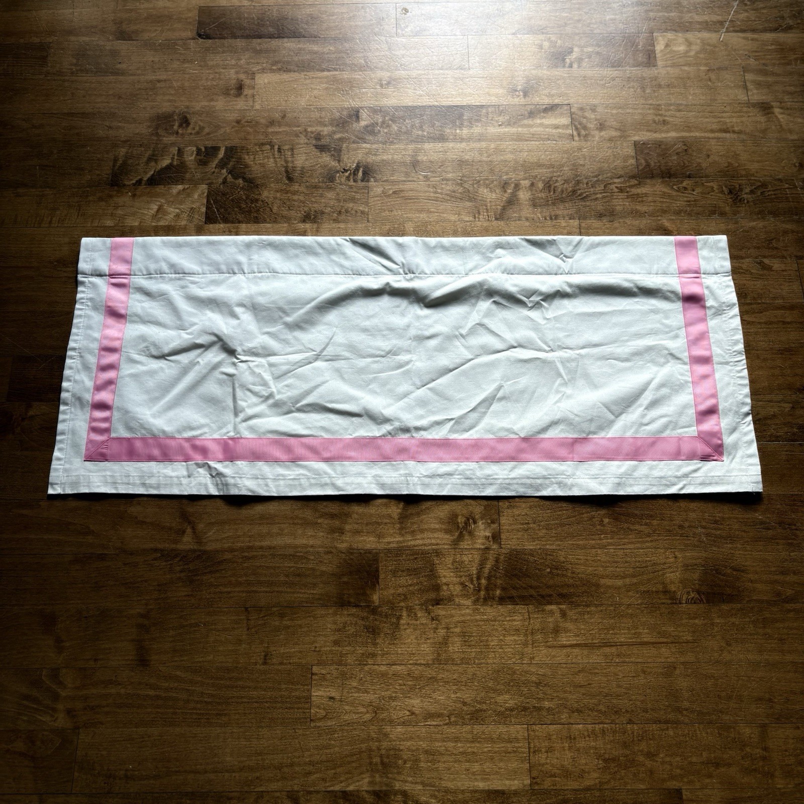 Pottery Barn Teen Harper White Pink Grosgrain Ribbon Lined Window Valance 44×18