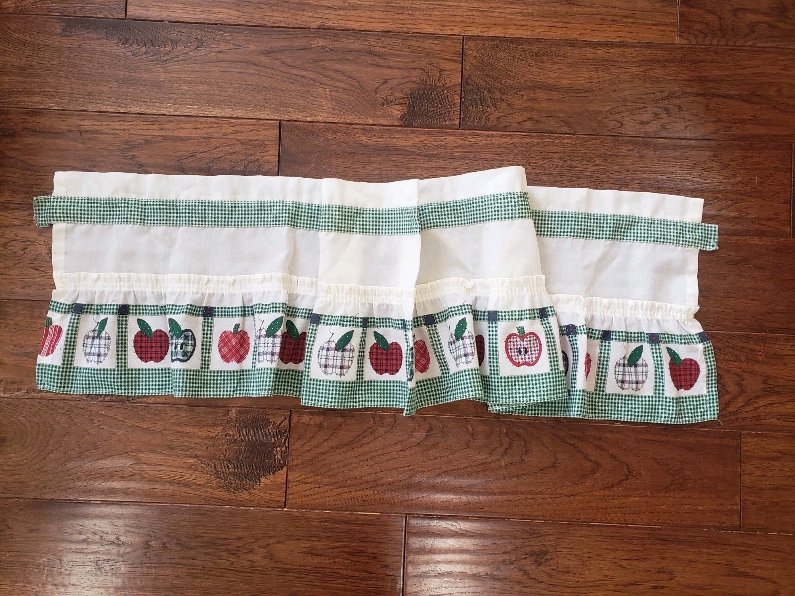 VTG Apple Valance Curtain Kitchen Green Red Farmhouse Country Cabin 50×11.5″ USA