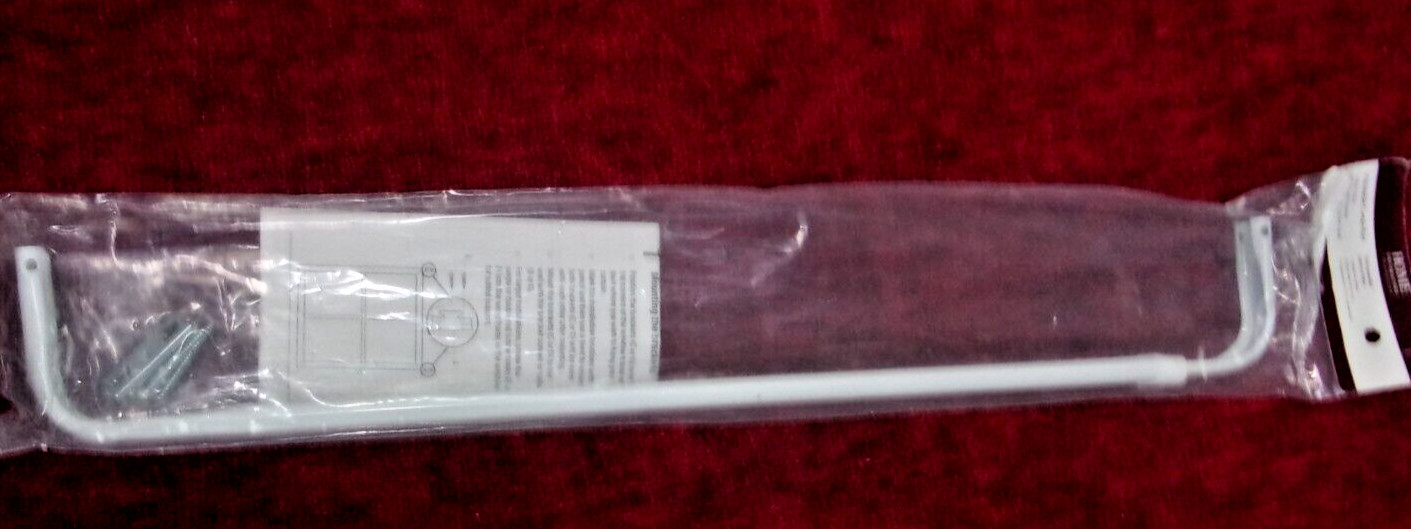 18 – 28 in Flat Sash Adjustable Drapery Rod White -2.5″ clearance