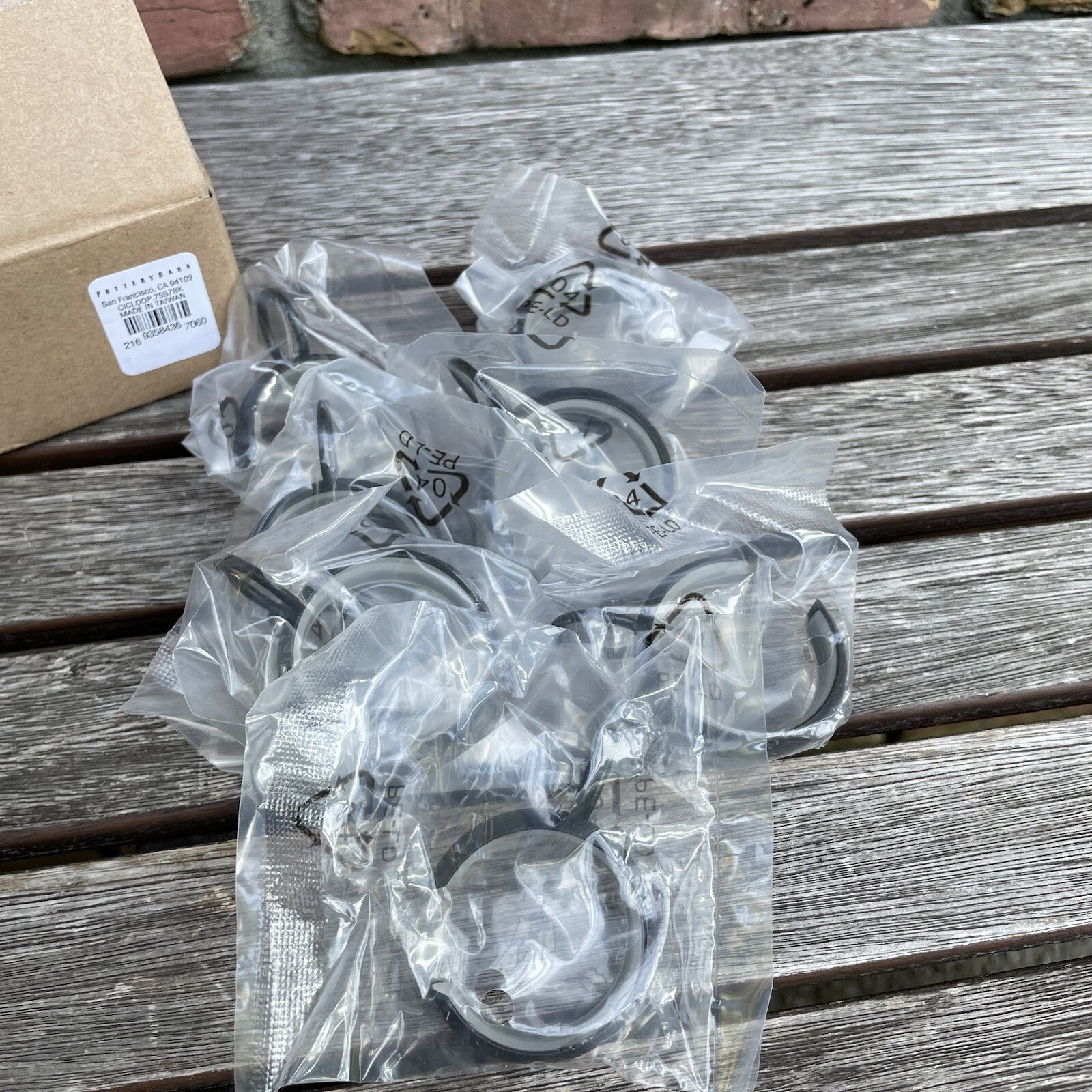 Pottery Barn Cast Iron C-Loop Curtain Rings Small 0.75” diameter Set of 7 NIB