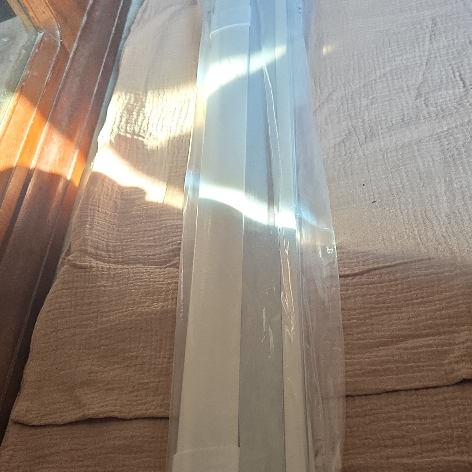 Cordless Cellular Shades White Plastic 33 x 36 in JPT001-NFCBO-015