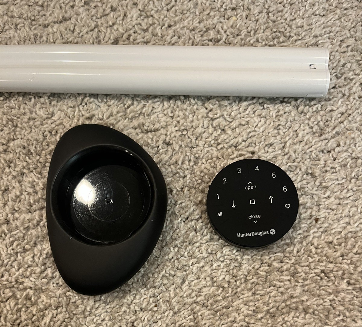 Hunter Douglas Powerview Gray Shade Pebble & Remote Battery Wand 22 1/8 X 66 1/8
