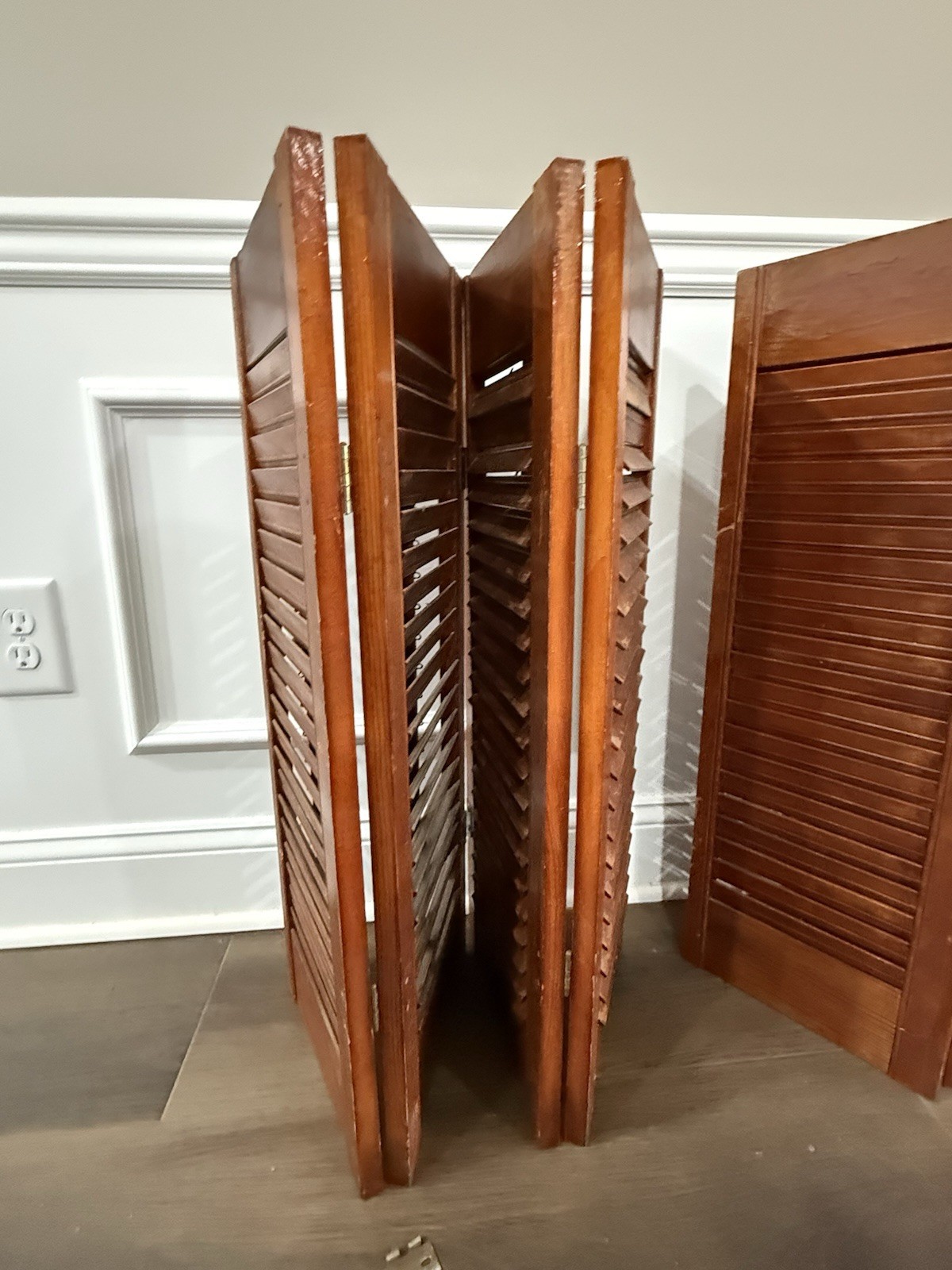 Vintage Plantation Window Shutters 2 Sets 28”Hx39”W Wood Interior Louver Brown.