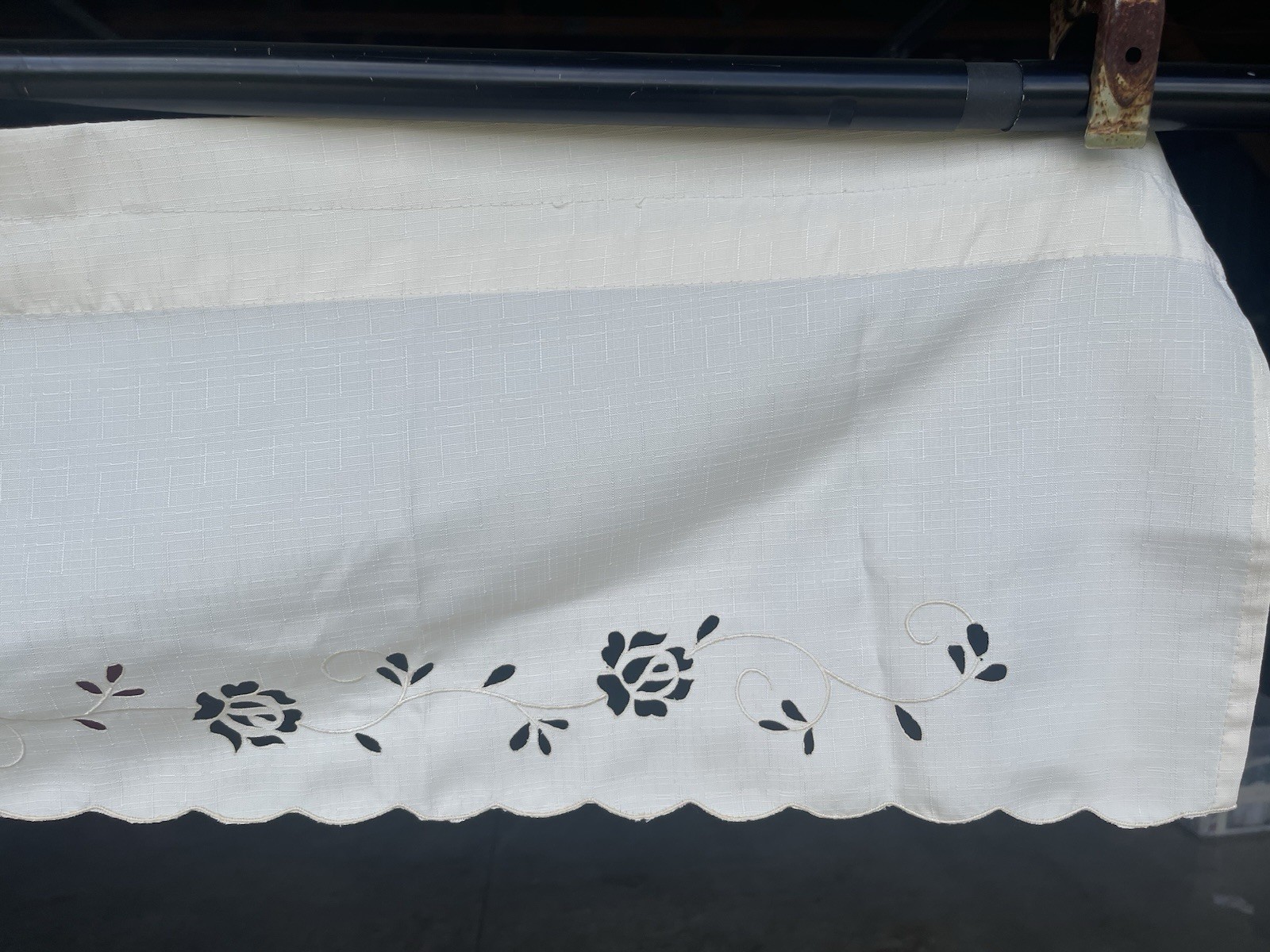 VALANCE ROSE IVORY 60 X 13