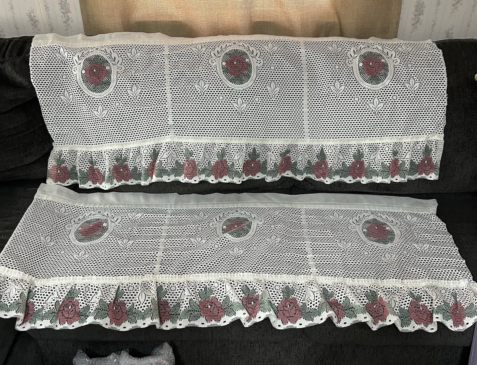 Vintage 2 Pc Roses Floral Lace Curtain Valances Shabby Chic Cottage 56”x24”