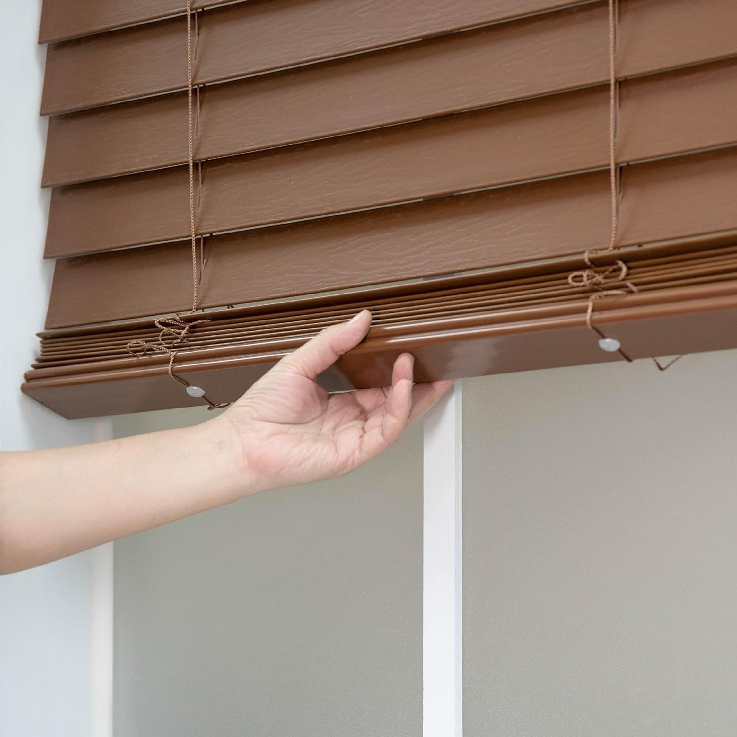 Cordless 2″ Signature Faux Wood Blind, 41″ W x 48″ H, Bark Brown