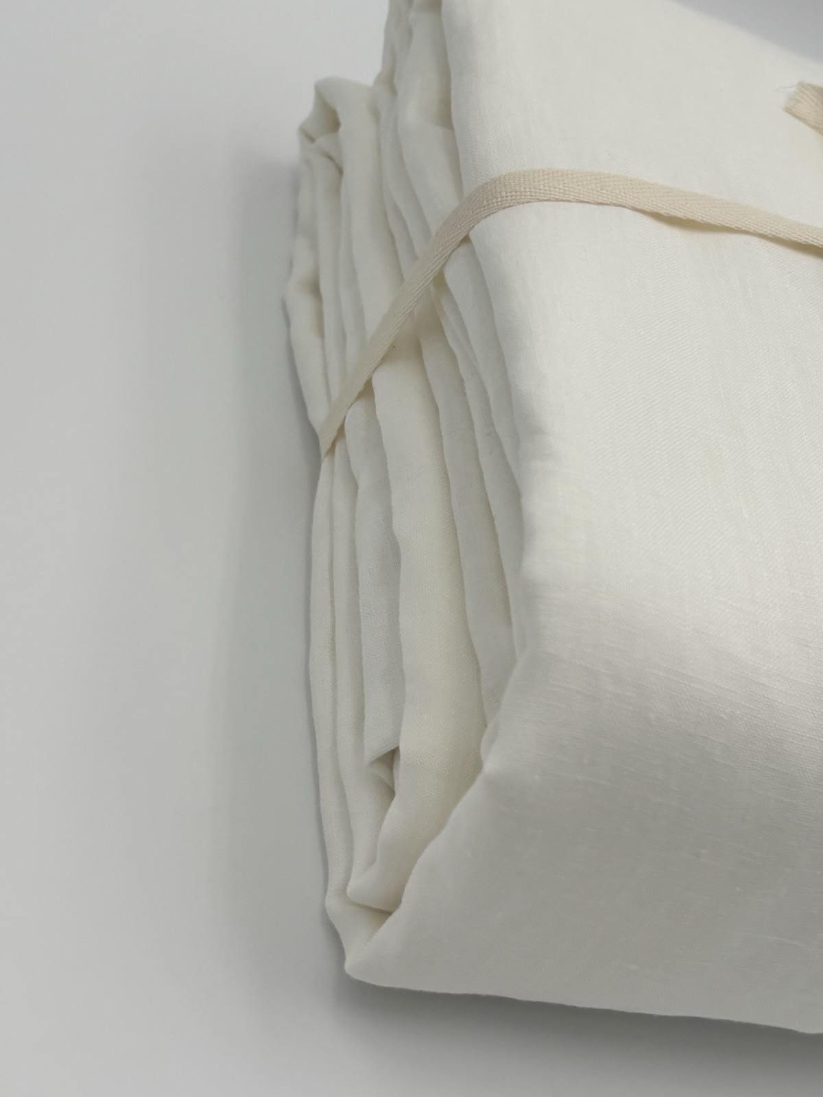 Pottery Barn Belgian Flax Linen Curtain ~ 100”W x 96”L ~ White ~ Light Filtering