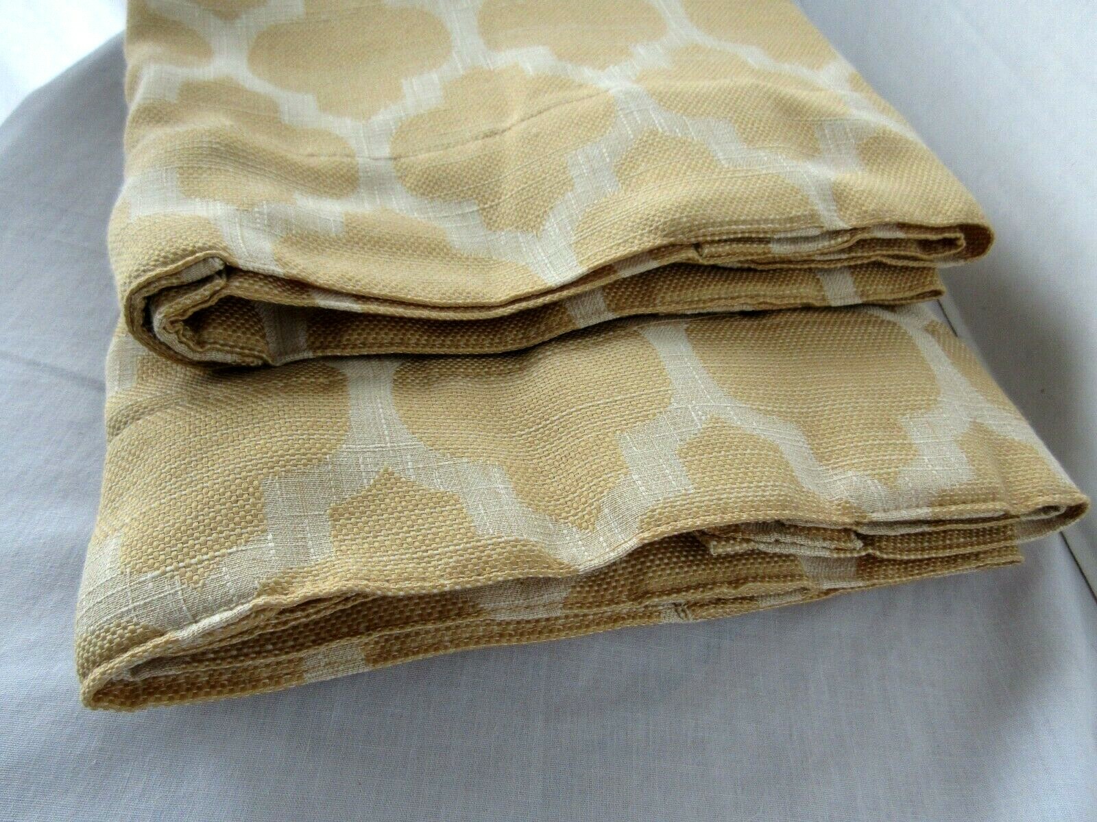 New 2 Compass Links Lattice Rod Pocket Back Tab Curtain Panels 54 x 84 Jacquard