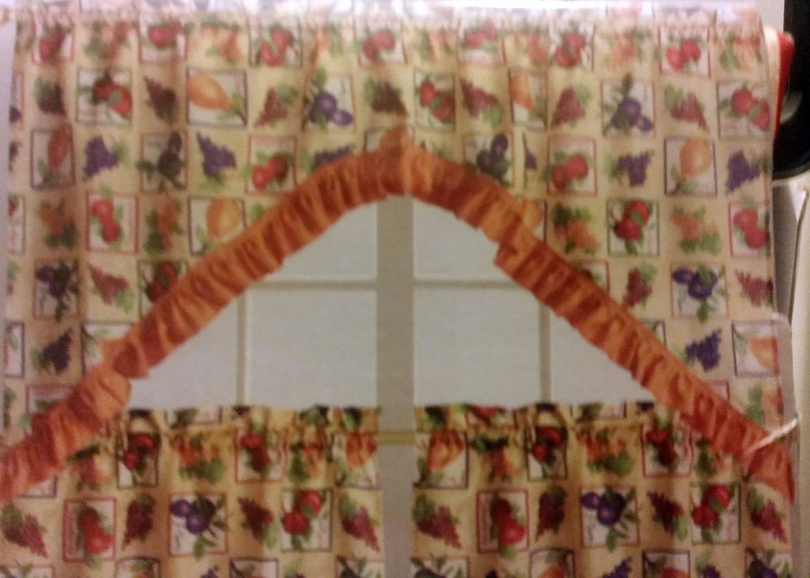 3pc Printed Kitchen Curtains Set:2 Tiers (30″x36″) & Swag (60″x36″)FRUITS BOX,LX