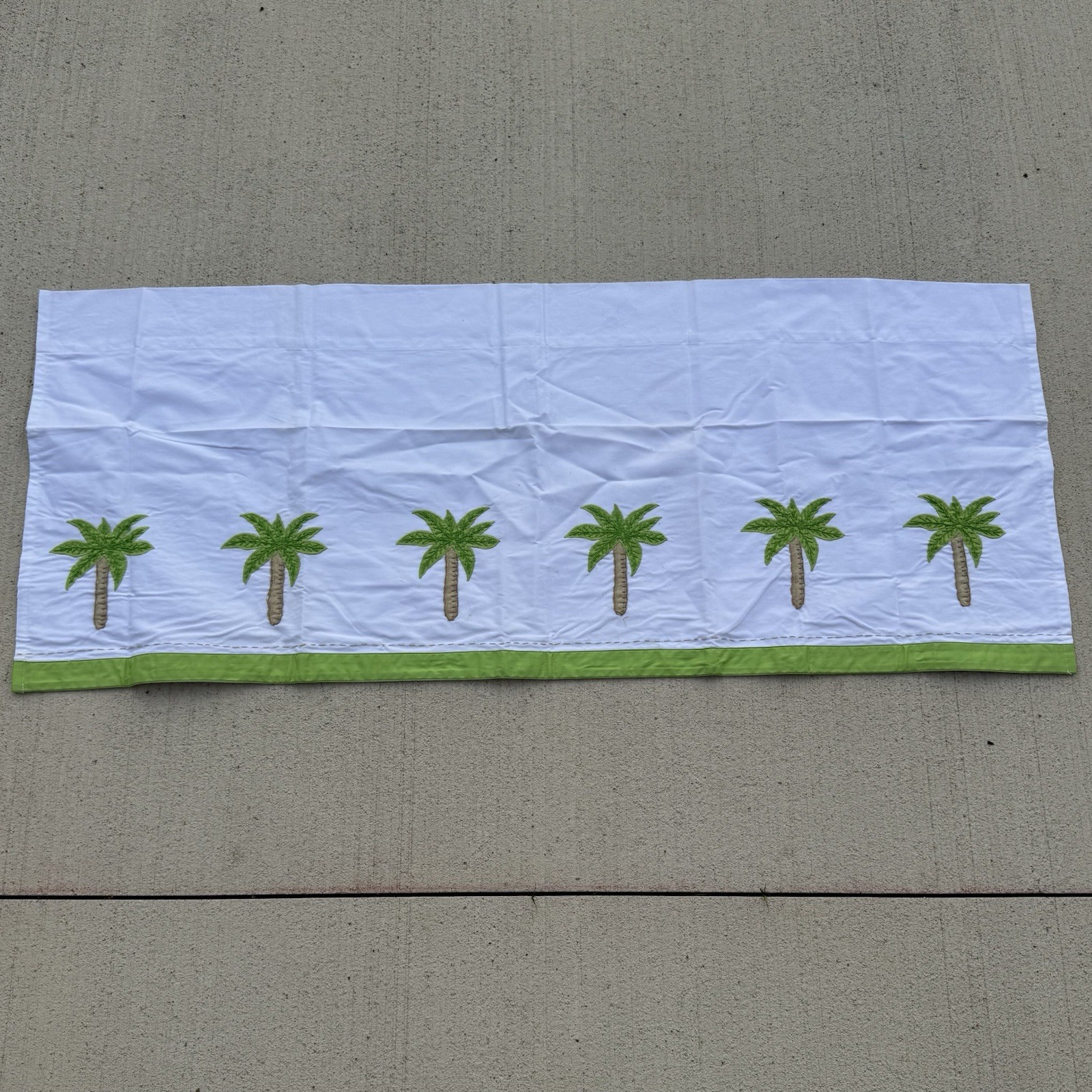 Pottery Barn Kids Valance 18″x44″ Embroidered Palm Trees Cotton in EUC