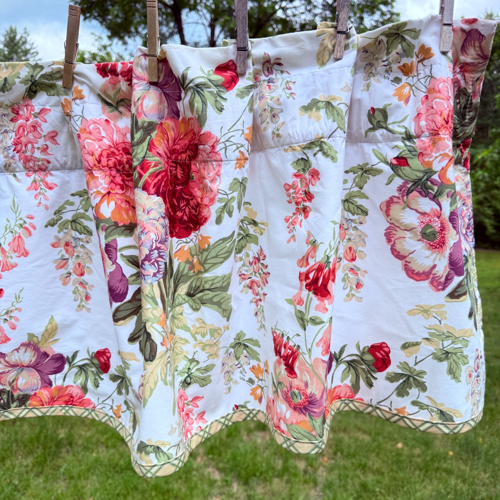 Vintage Window Valance Cabbage Roses Floral 18 X 84in Cotton Plaid Trim USA