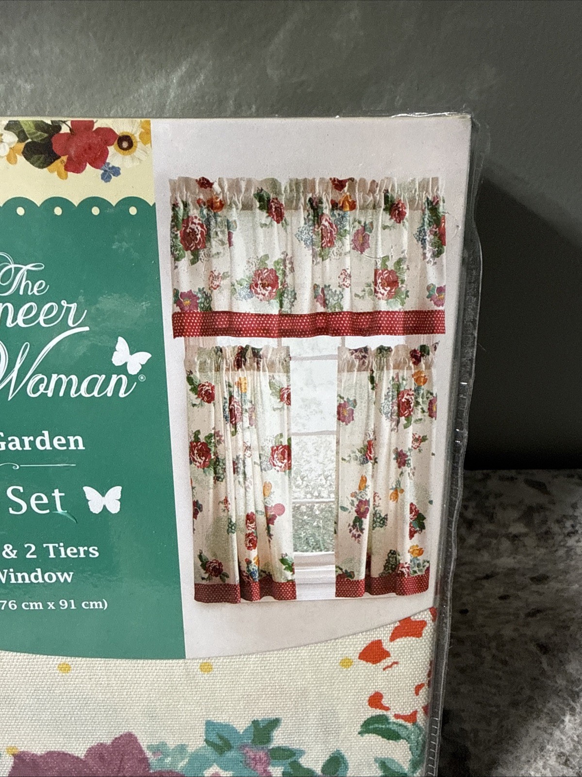 Pioneer Woman Country Garden 3 Piece Small Window Curtains & Valance Set 30×36