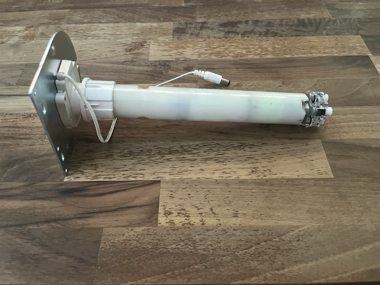 Hunter Douglas Gen 2 Right Side Roller Shade Motor PowerView