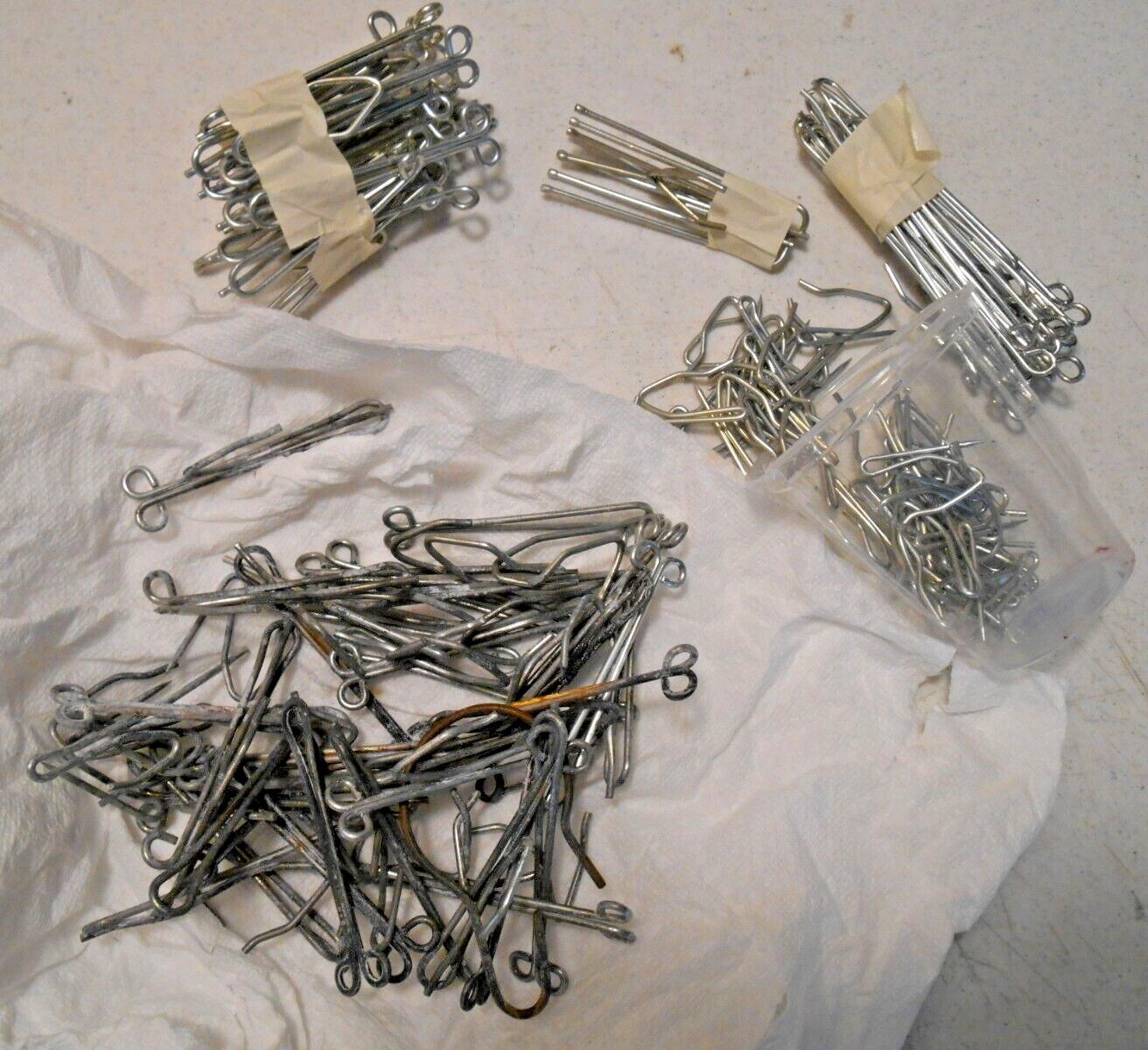 LARGE MIXED LOT (Almost 1-1/2 Pounds) USED STEEL DRAPERY CURTAIN ROD HOOKS