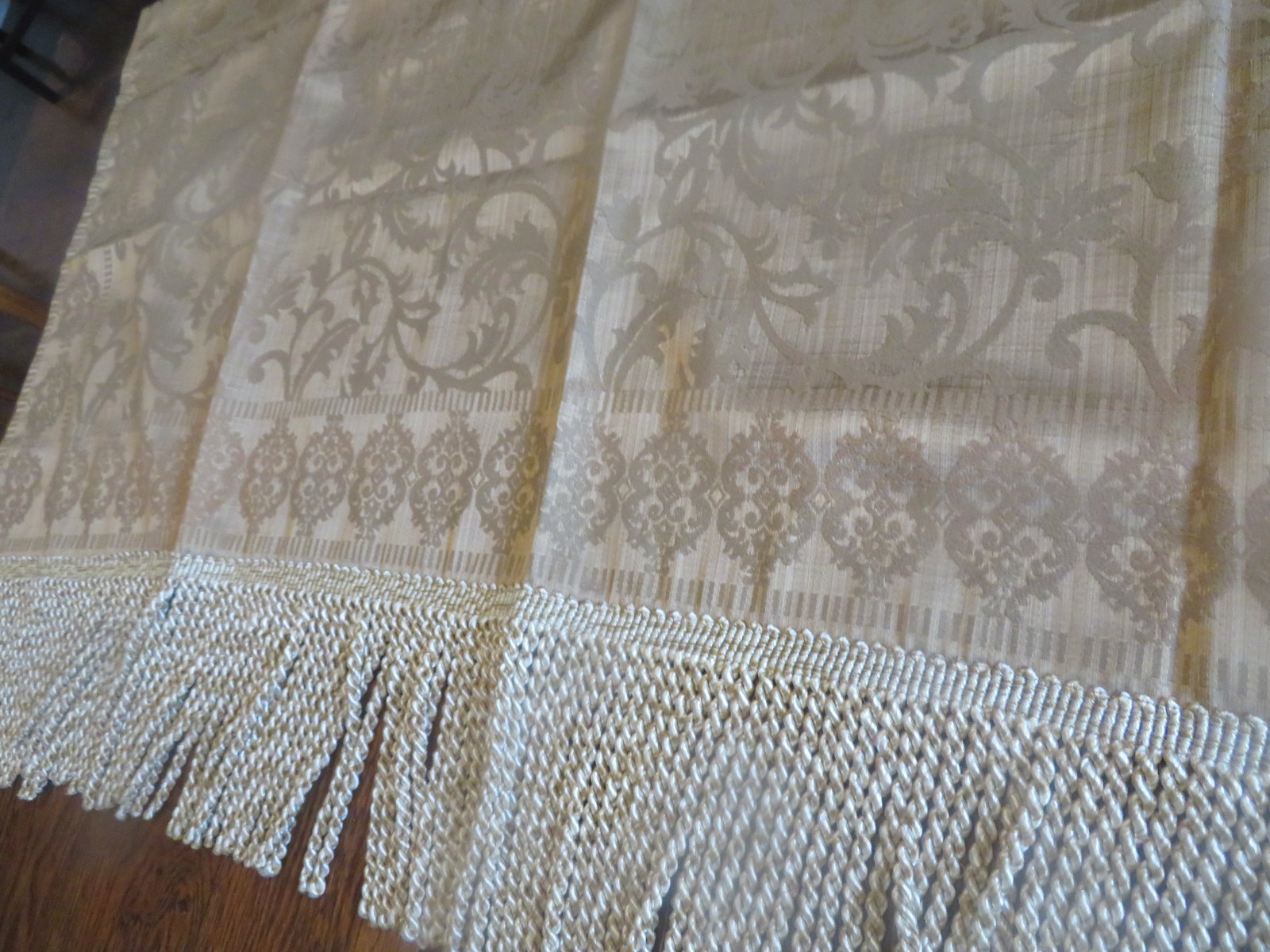 PERI Homeworks Collection Beige Damask Valance Elegant Tassel Trim India Vintage