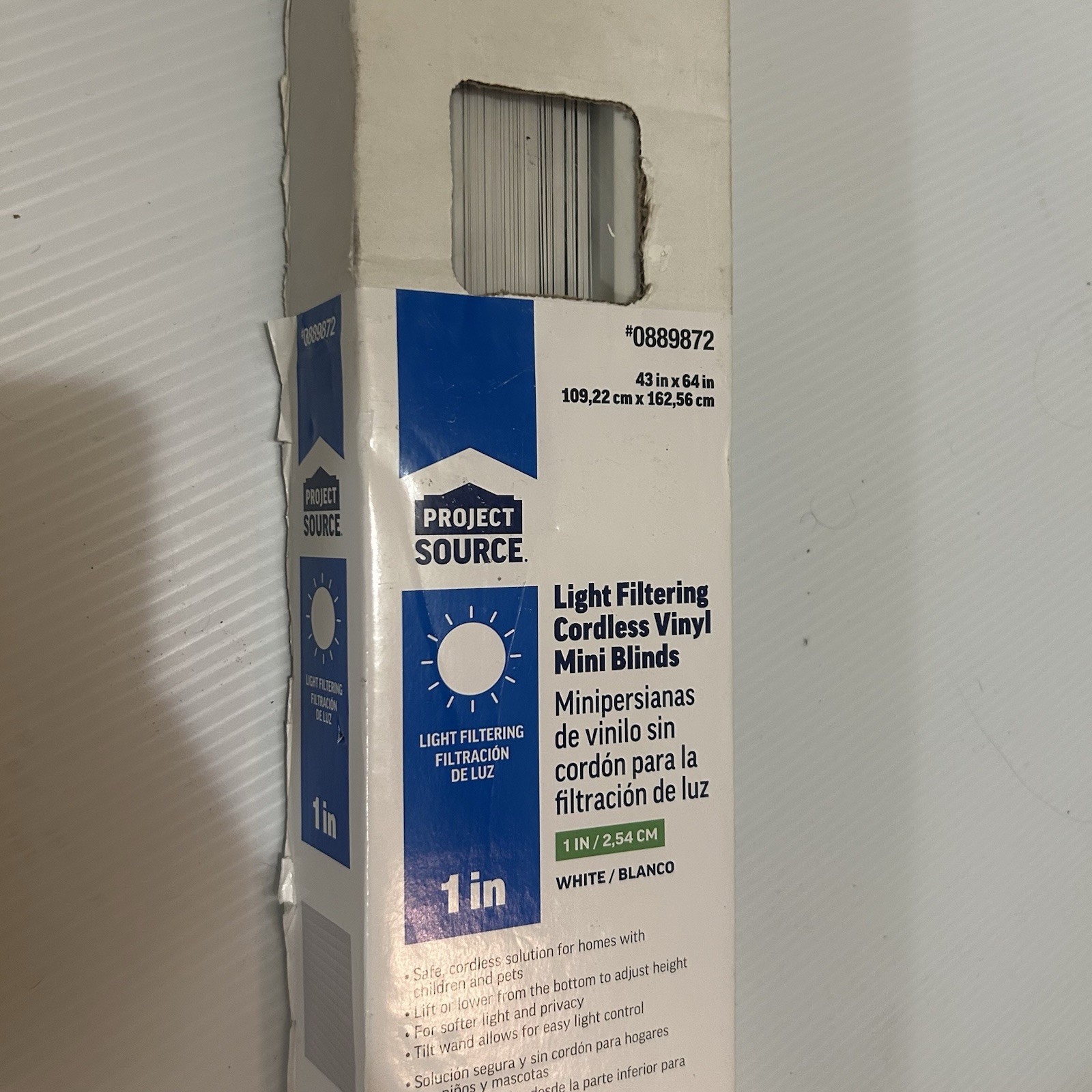Project Source 1″ Filtering Cordless Vinyl Mini Blinds White 43″ W x 64″ L New