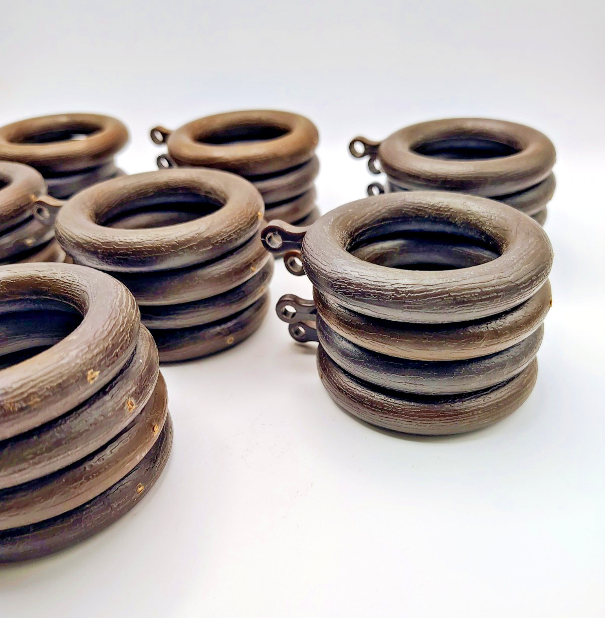 Lot of 28 Vintage Faux Wood Plastic Drapery Curtain Rings 1.75 ” inside 2.5″ out