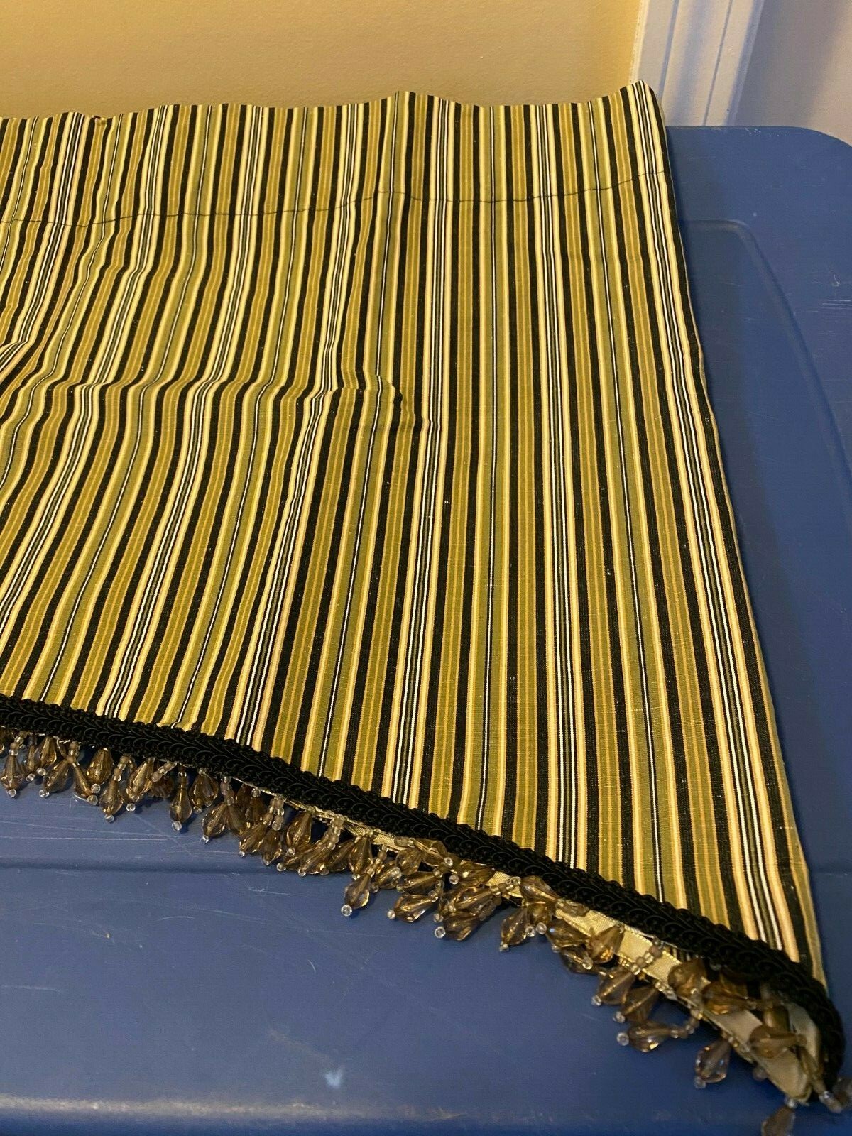 Pair of Scalloped Valance Curtains with Beaded Trim, Black and Green Curtains