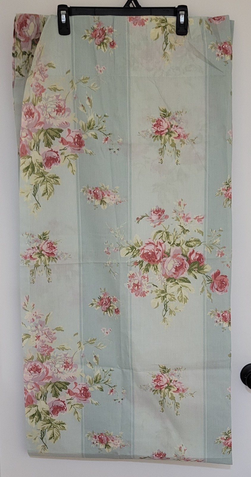 Single Panel Drape 42 X 84″ Mary Jane’s Home Romantic Country Floral