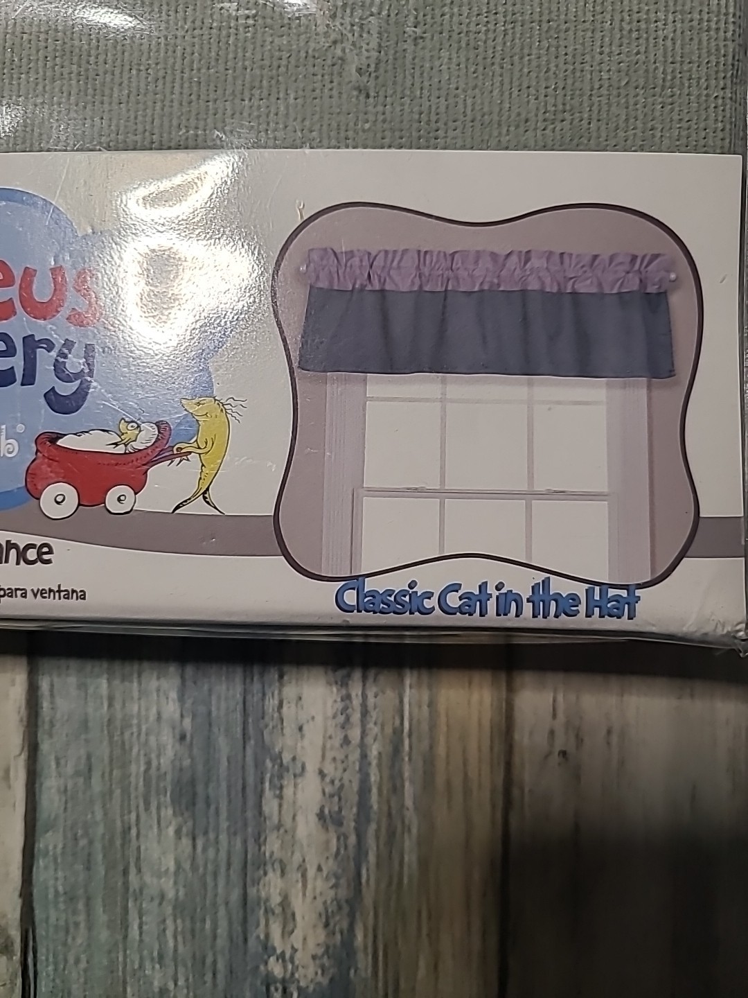 Dr. Seuss Window Valance by Trend Lab. Classic Cat in the Hat. New in Package.