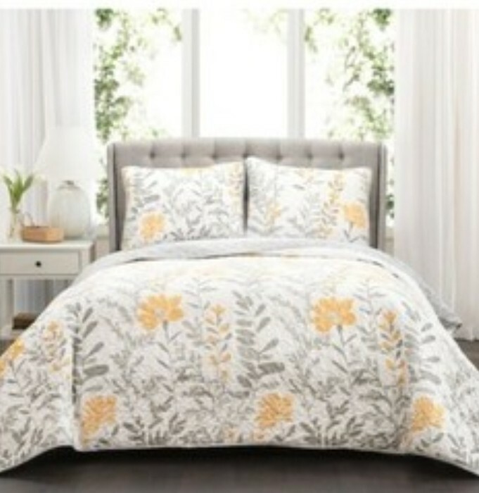 Lush Decor Yellow Aprile Reversible Quilt 3Pc Set, Never Been Opened! MSRP $160