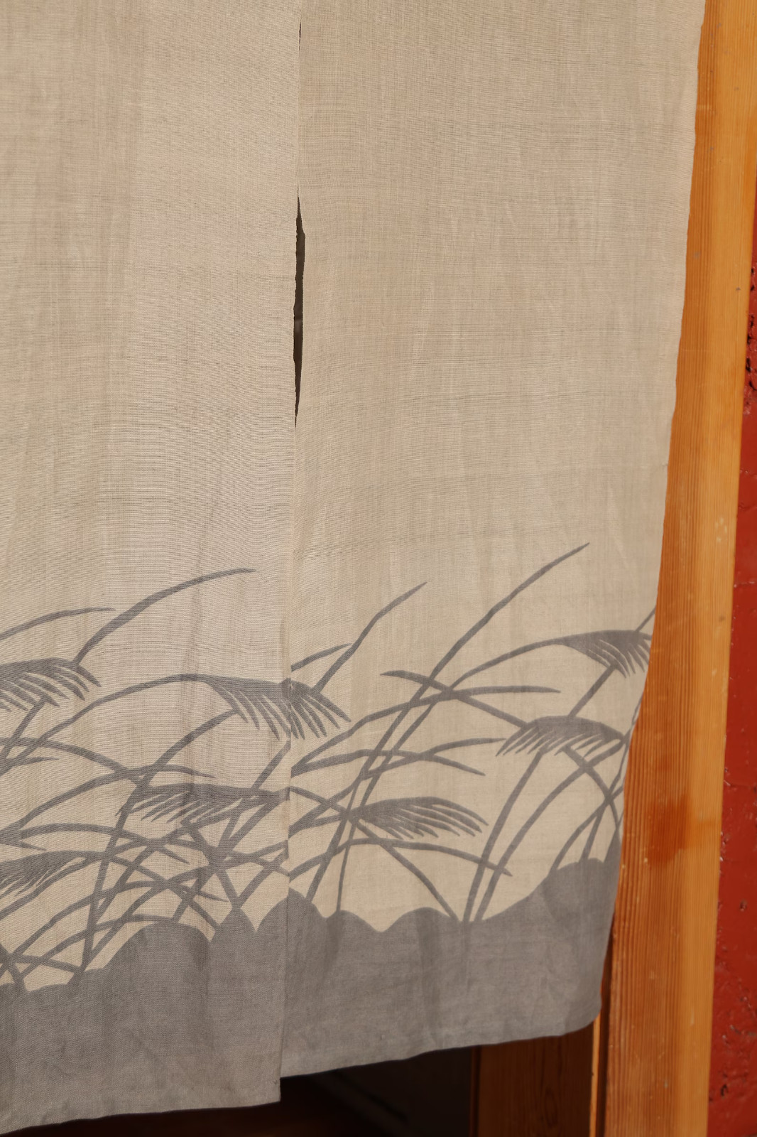 Japanese style linen noren, door way curtain. Susuki Silver Grass on Purple Gray