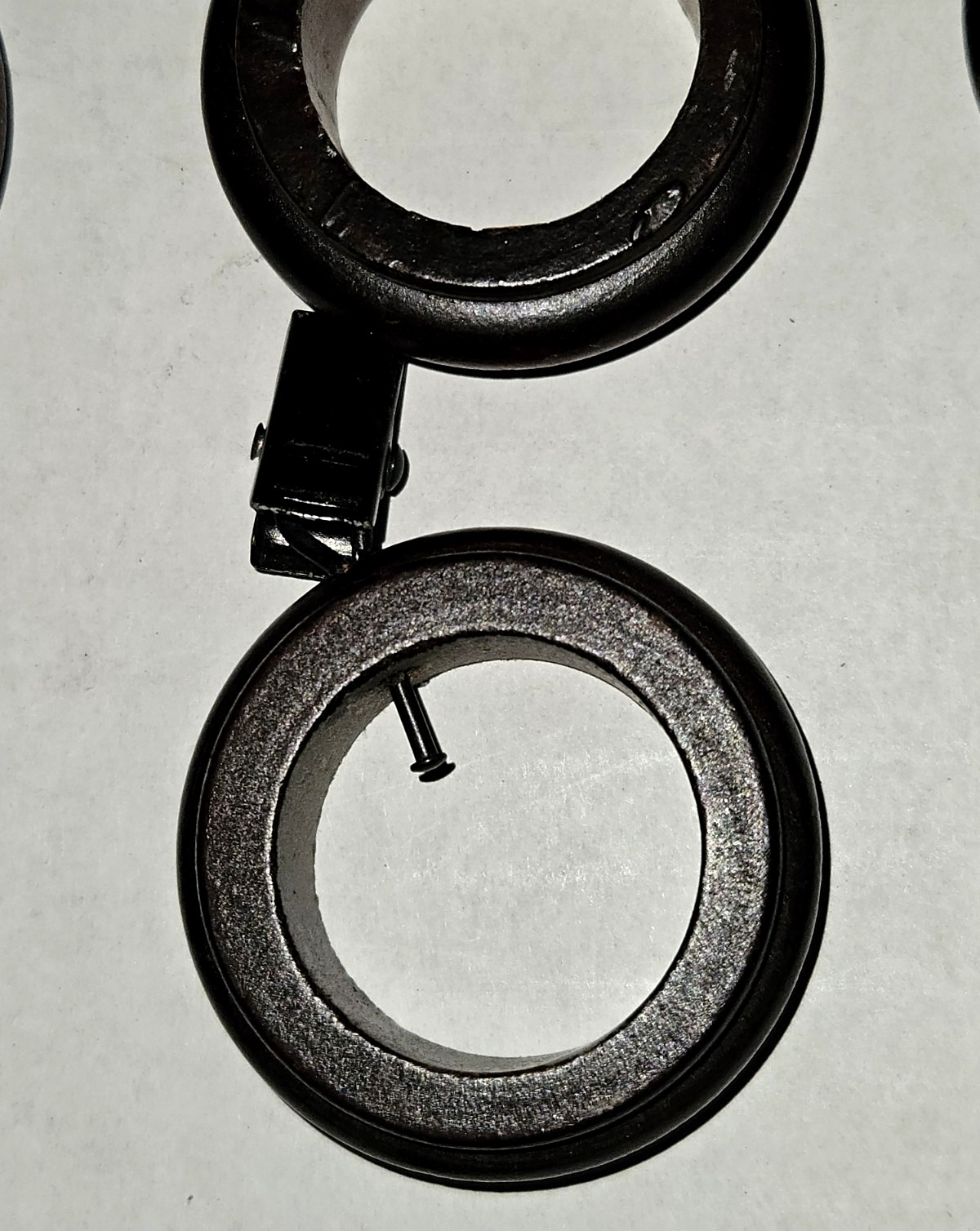 Vintage Set 14 Brown Wooden CURTAIN RINGS w/ Clips I” ID 1 3/4″ Ribbed Quality