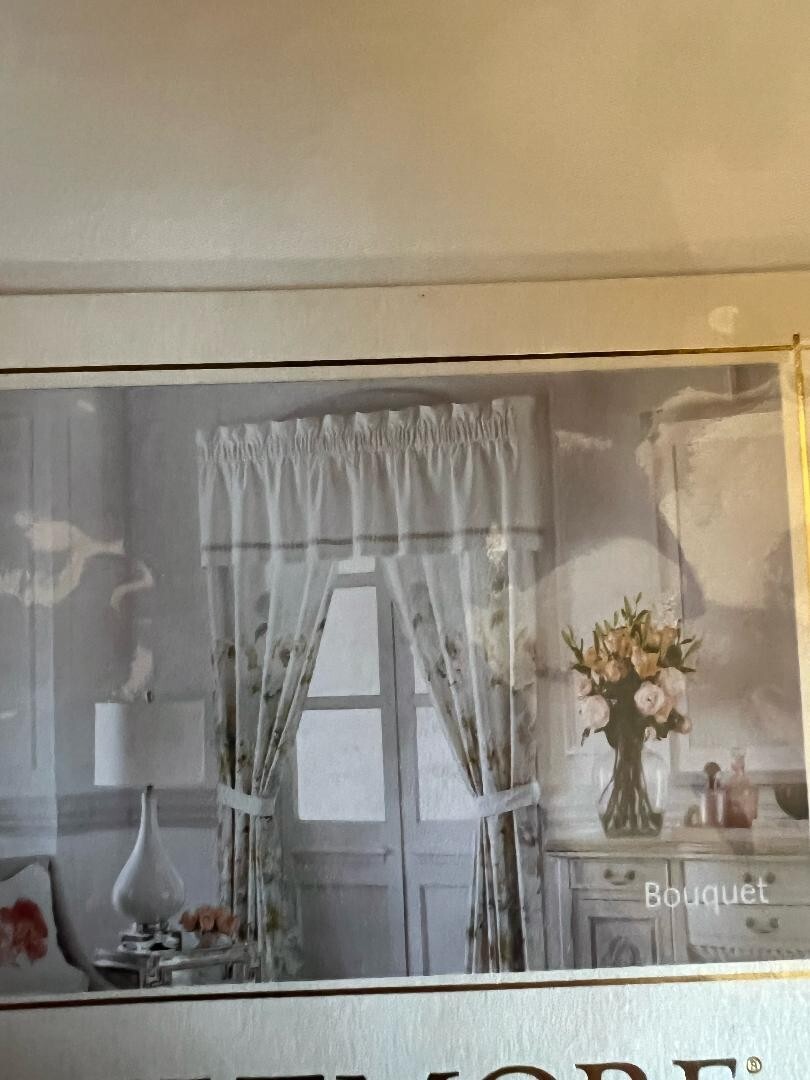 Biltmore For Your Home Valance 86 x 18 OPAL/WHITE Brand New