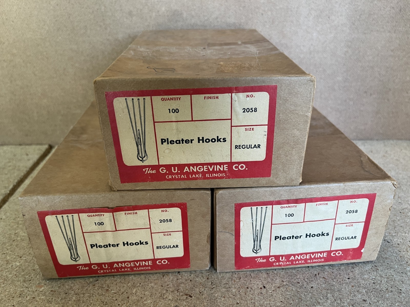 250 Pc Vtg 4 Prong Pinch Pleat Pleater Hooks 3″ G.U. Angevine #2058 Regular C40