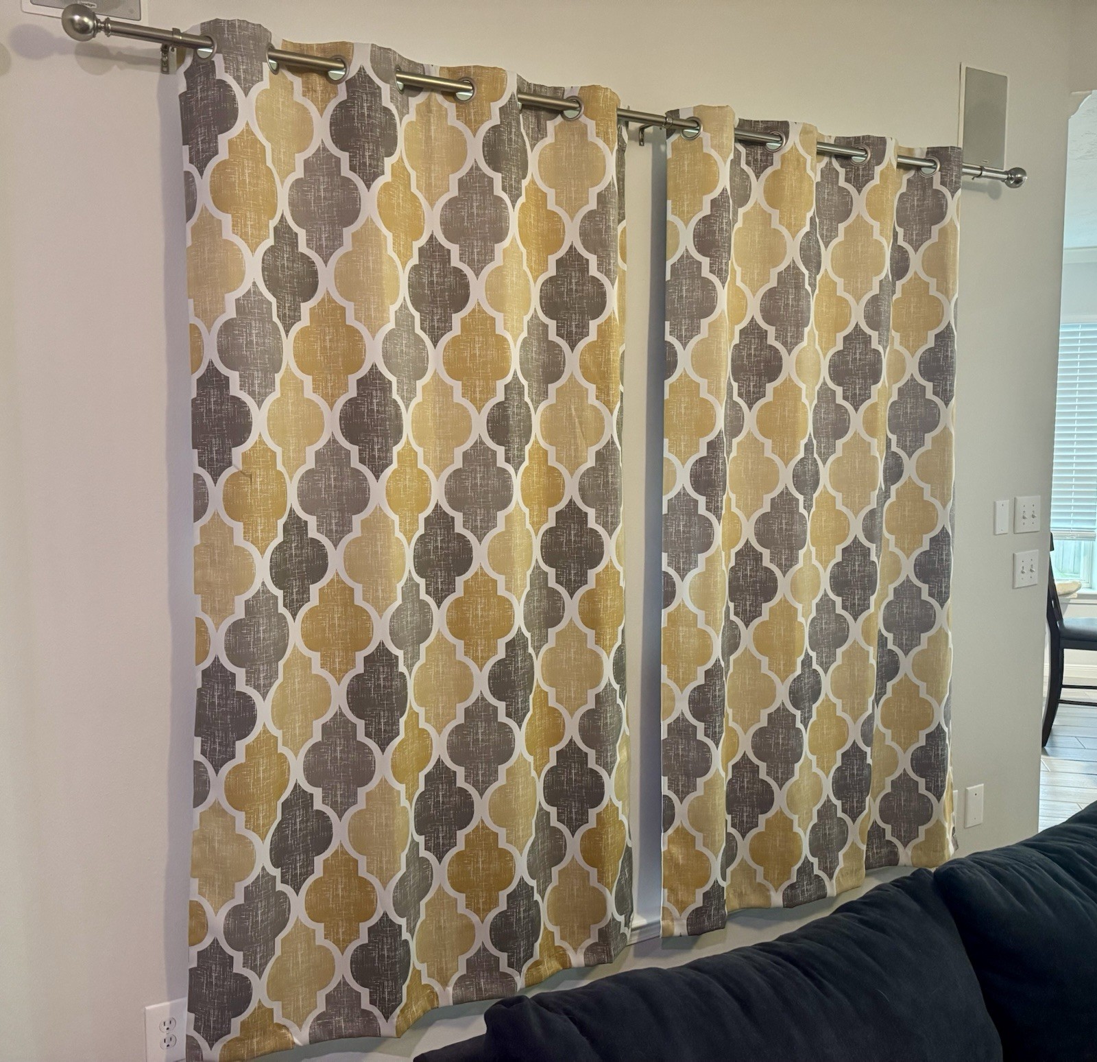 Pre Owned Set Of 2 50 X 84 Blackout Curtains Grommet Top Yellow and Gray