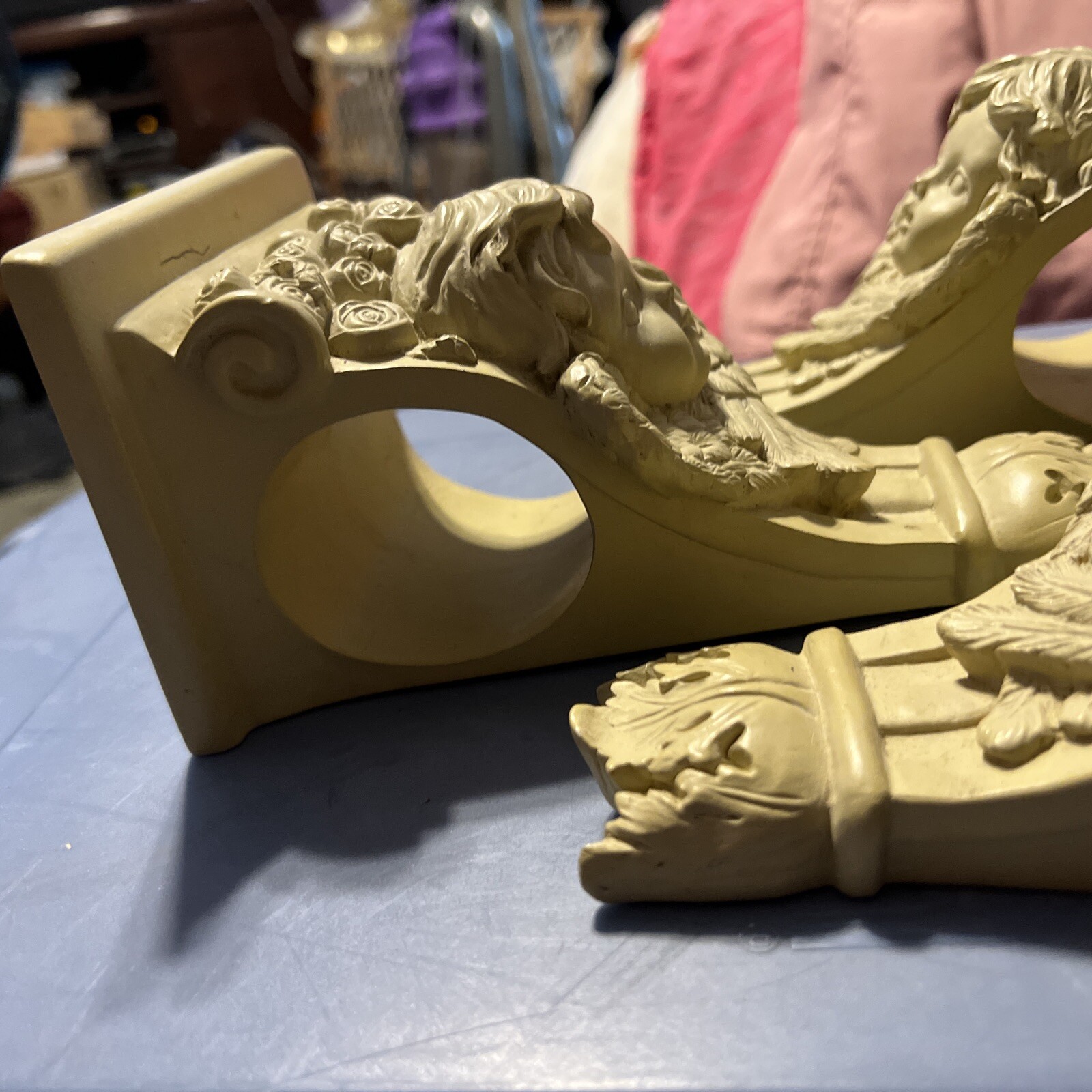Cherub 4 Drapery Curtain Rods Wall Sconce Resin Swag Holder