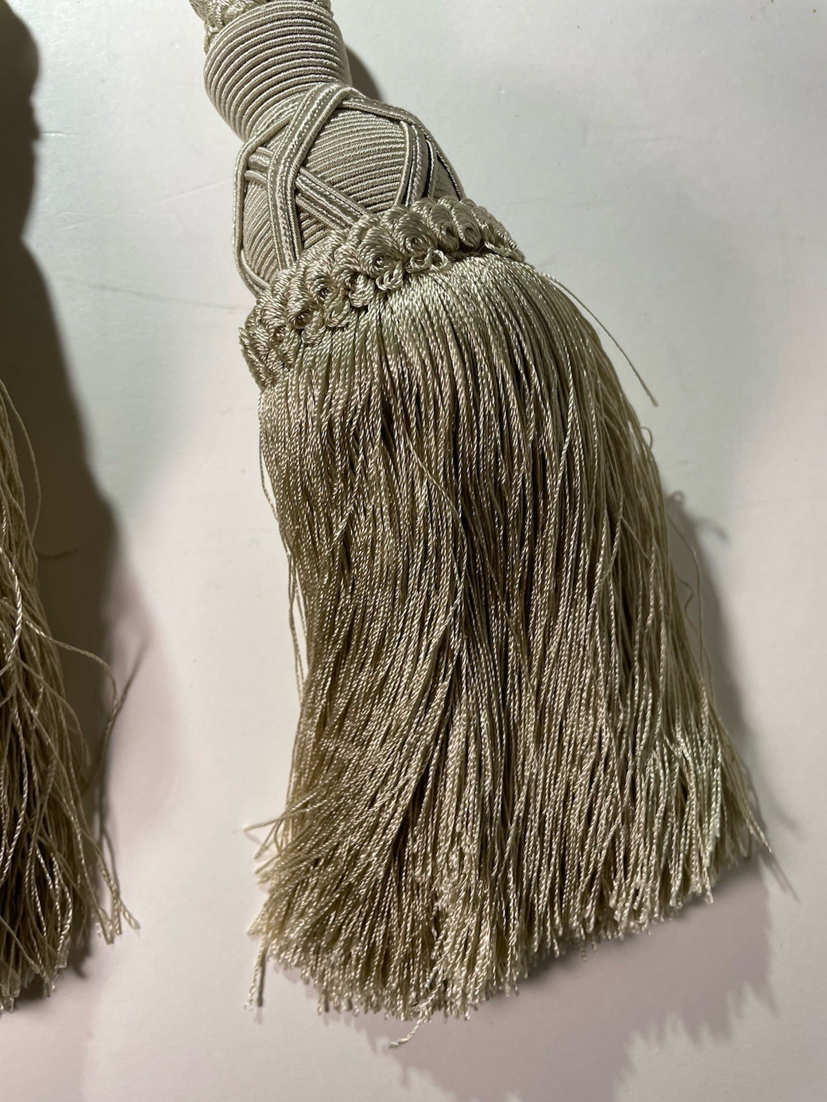 1 Pc. Large Beige Off-white Double Tassel Curtain Drape Tie-back Corded Rope 27″