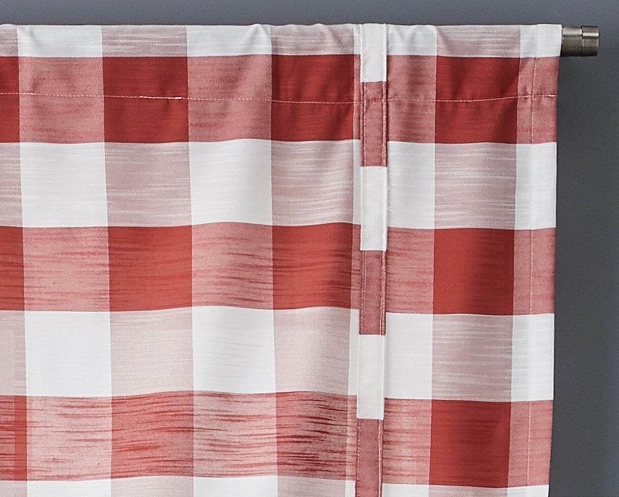 Better Homes & Gardens Buffalo Check Balloon Shade Brick Red/White 42”x 63”