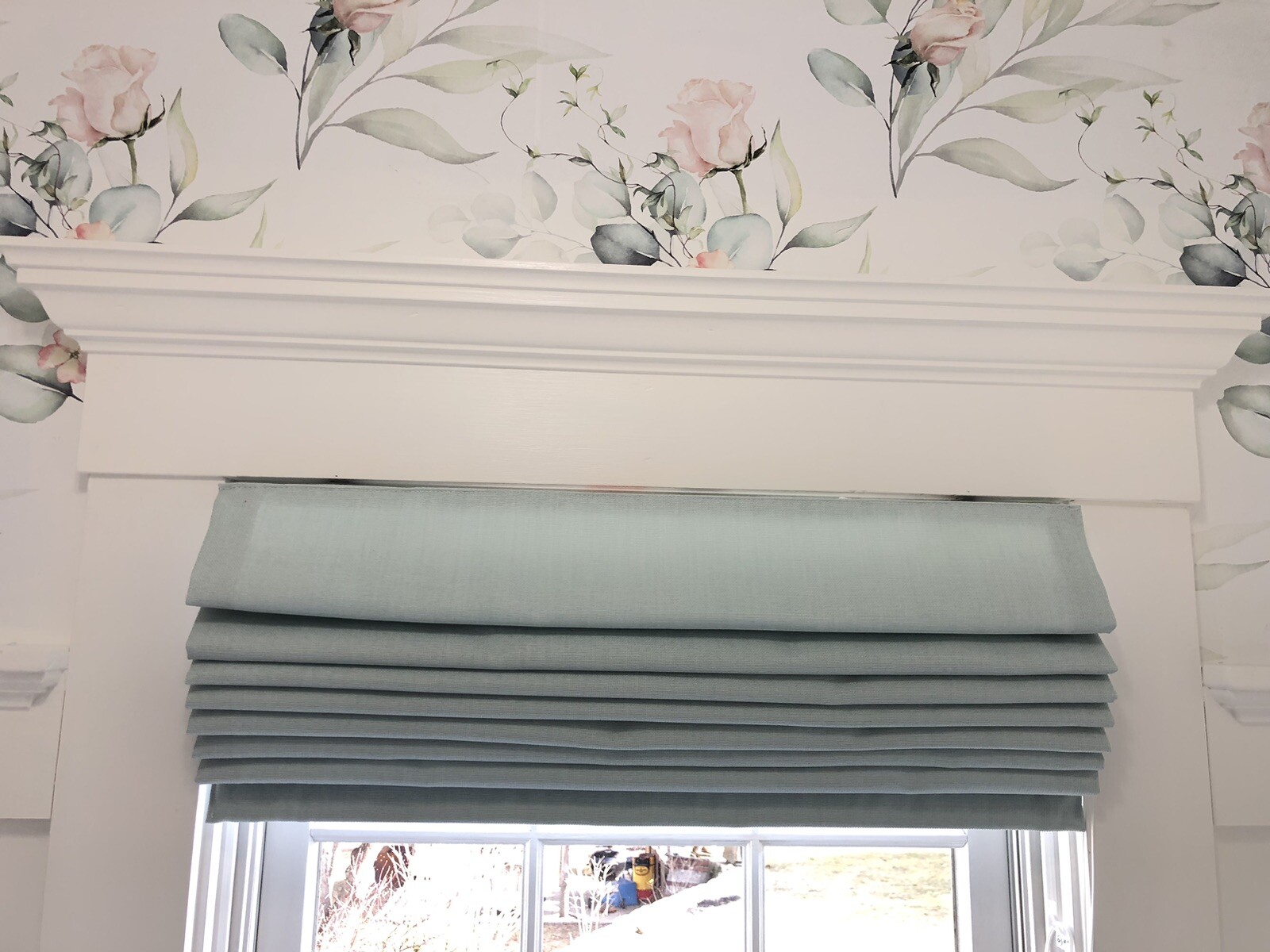 Roman Shade Blind Window Light Green Lined Privacy 28 X 45.5 Privacy