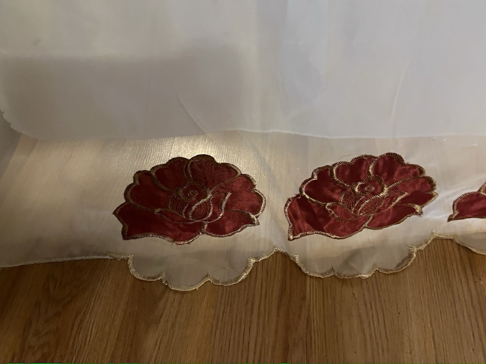 Vintage Sheer Curtain Panel with Embroidered flowers. 82 in x 59 in