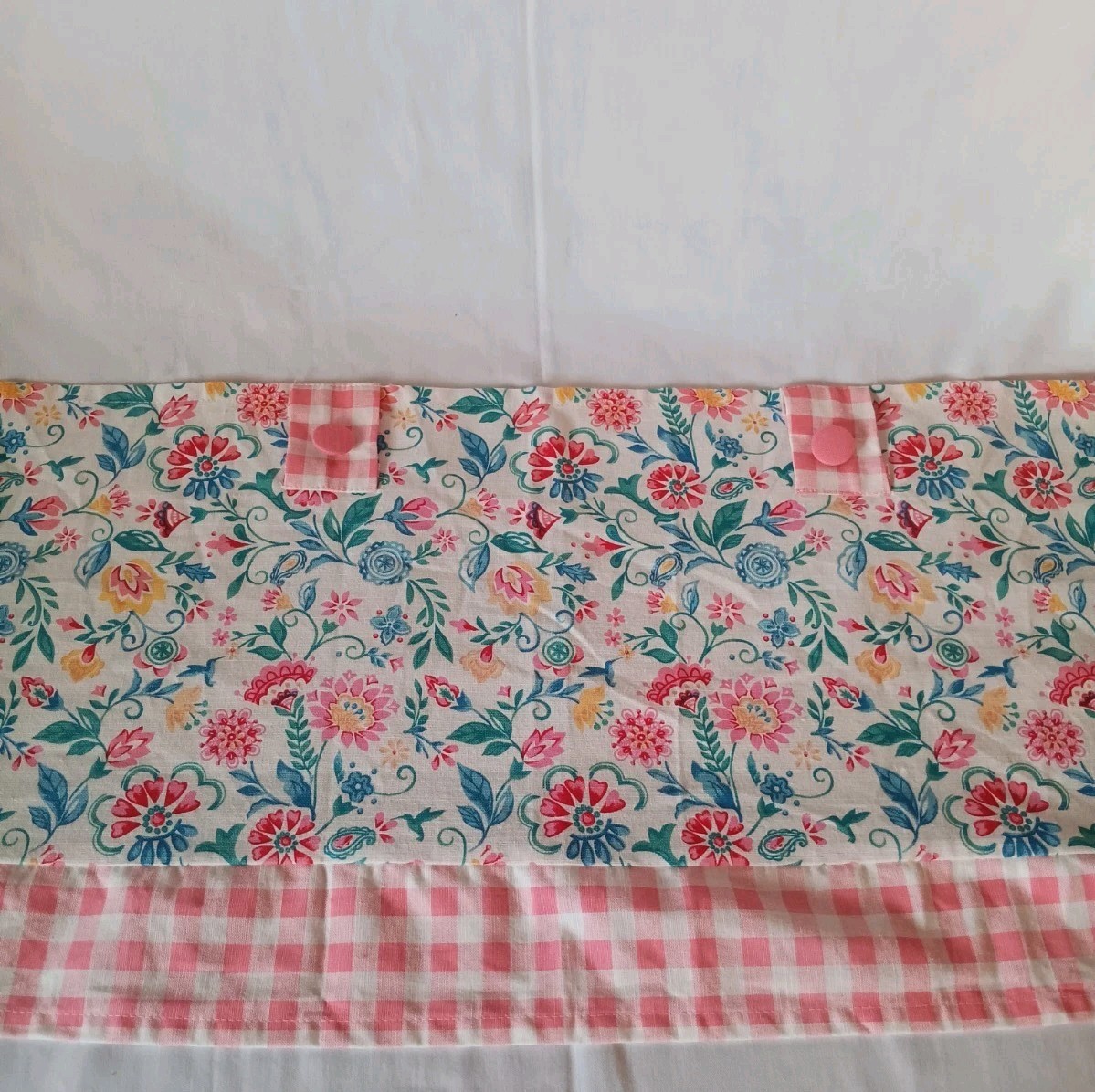 Pioneer Woman Mazie Cafe Cutains 3 Piece Set 60″ Wide Pink Floral Flowers