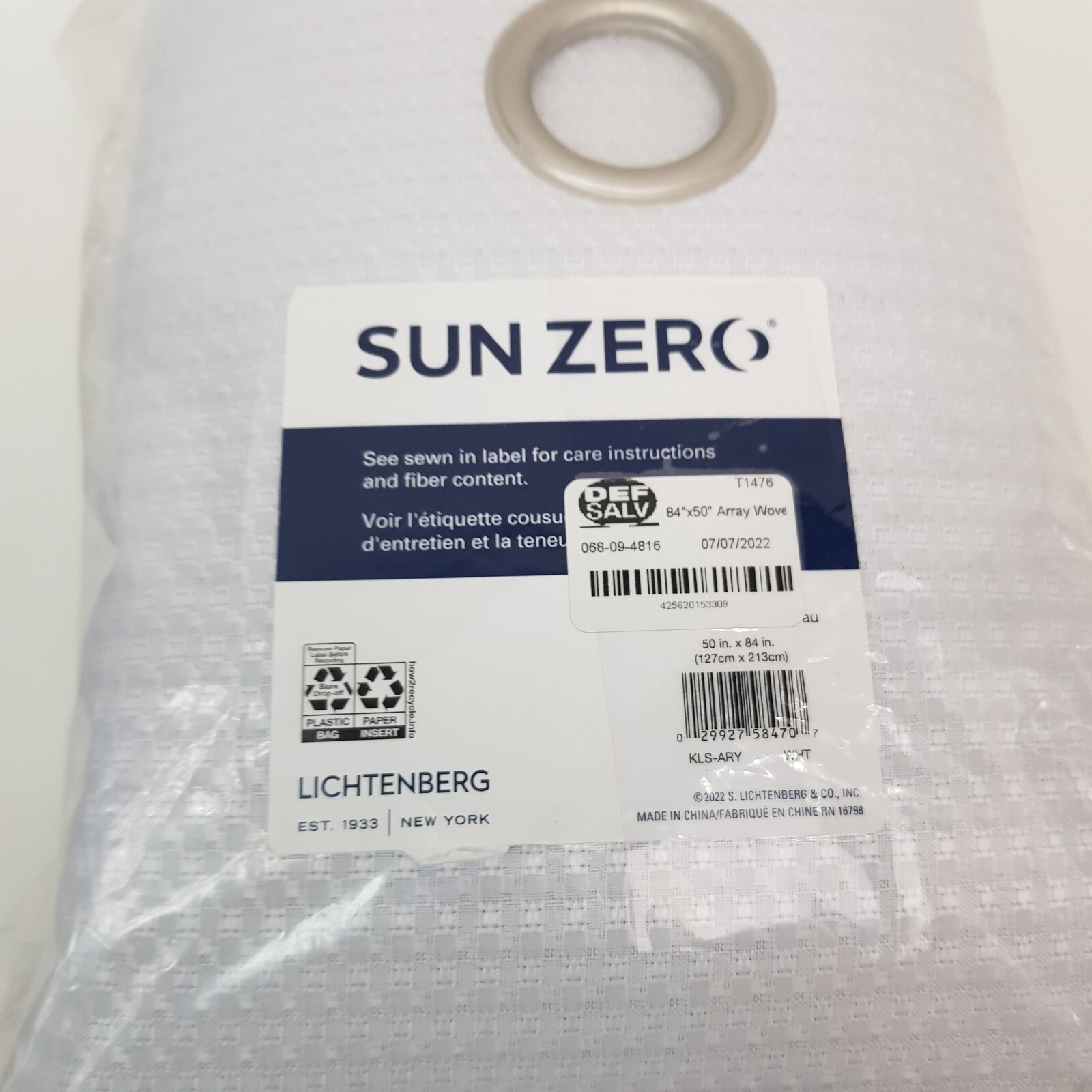 Sun Zero Blackout White Array Woven Dobby Draft Fleece 1 Panel Grommet 84″X 50″