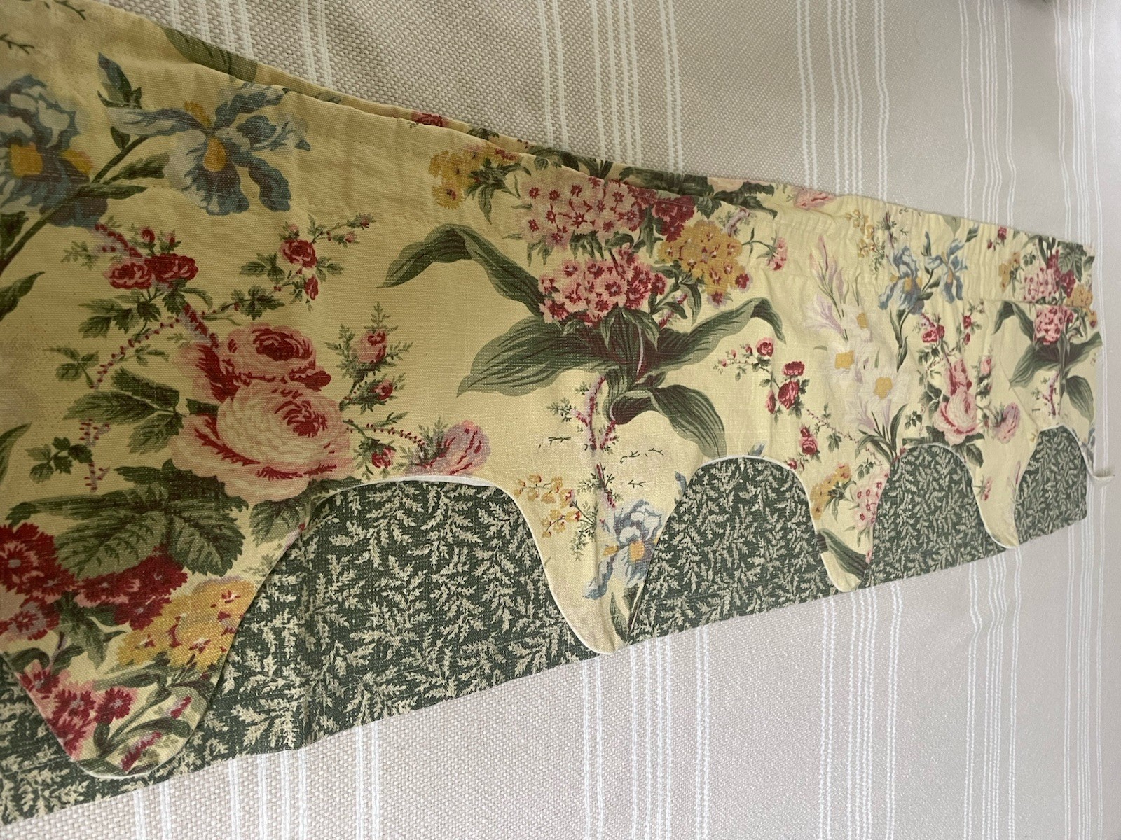 Waverly Floral Valance 53”x 13.5” Overlapping Corragecore