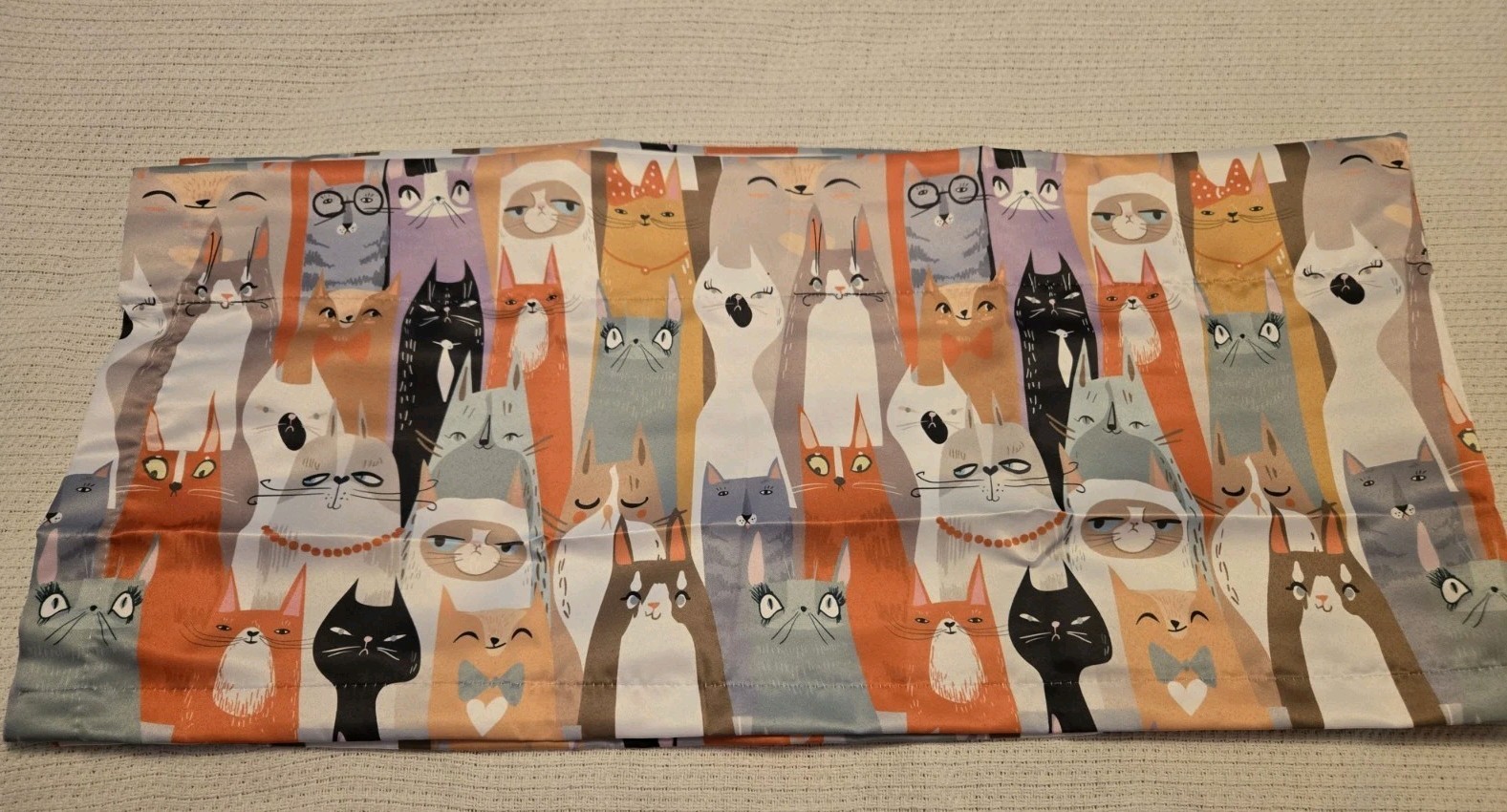 NEW Stylized MCM Cats Valance Curtain 54″ X 12″ FREE SHIPPING
